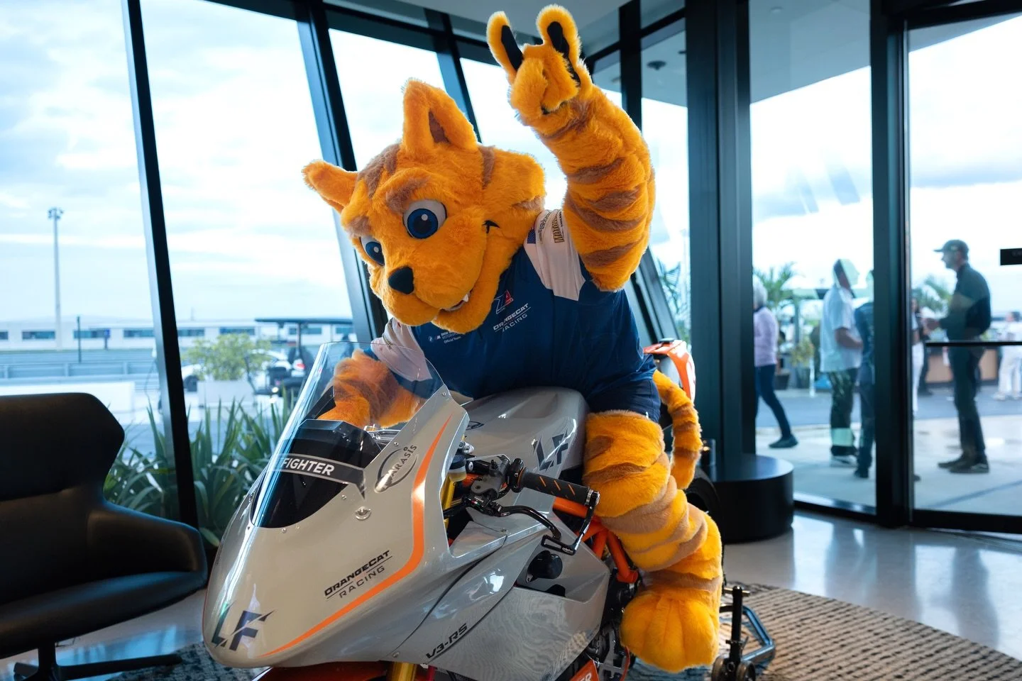 Hank had a serious glow up this off-season. 🐾⚡️

Our favorite mascot knew 2026 wasn&rsquo;t going to wait around. Superbike and Super Hooligan demand energy, presence, and a whole lot of hype. So he got to work. Early mornings, no shortcuts, full co