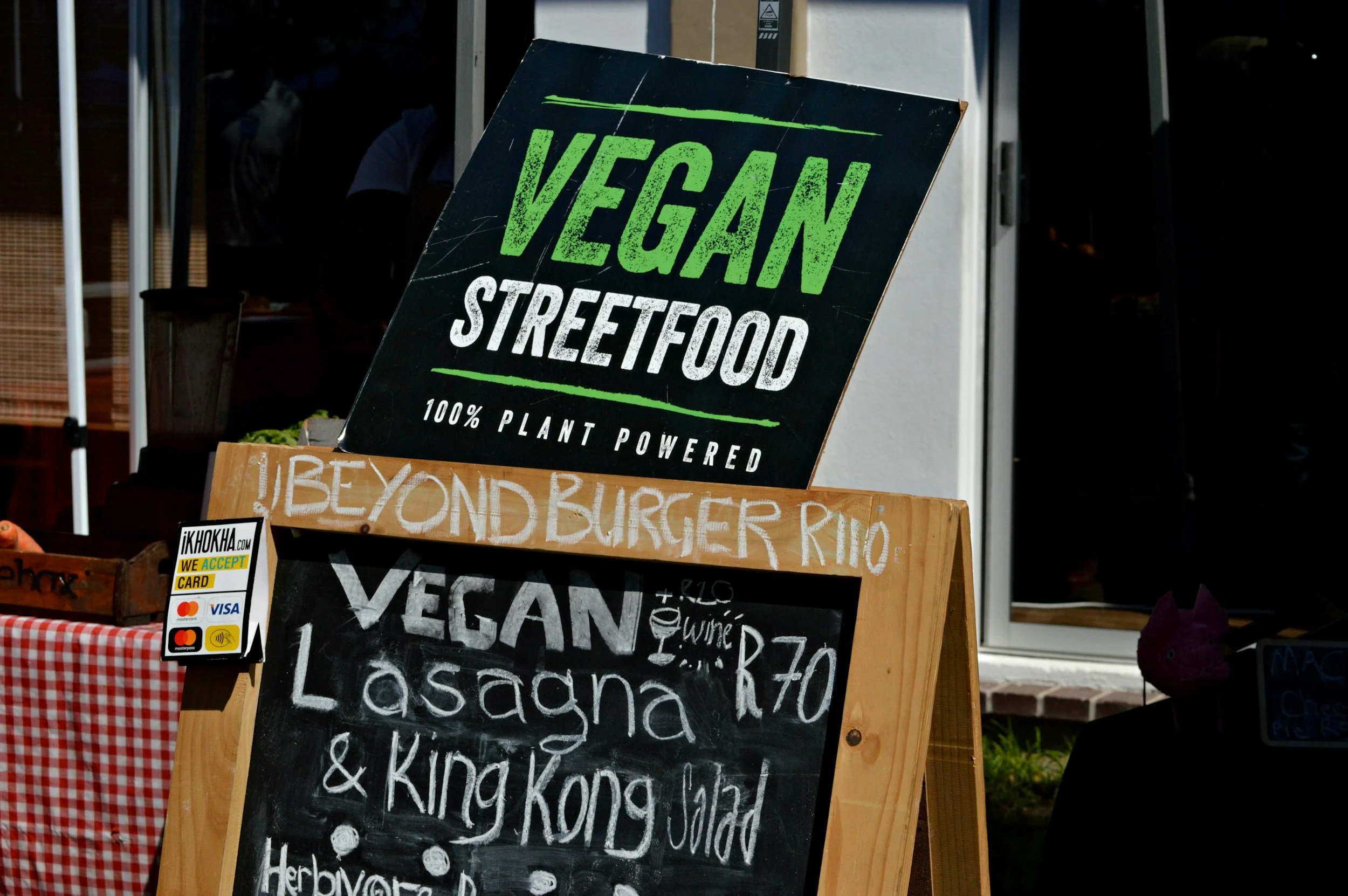 The Rise and Evolution of Vegan Food in Los Angeles 