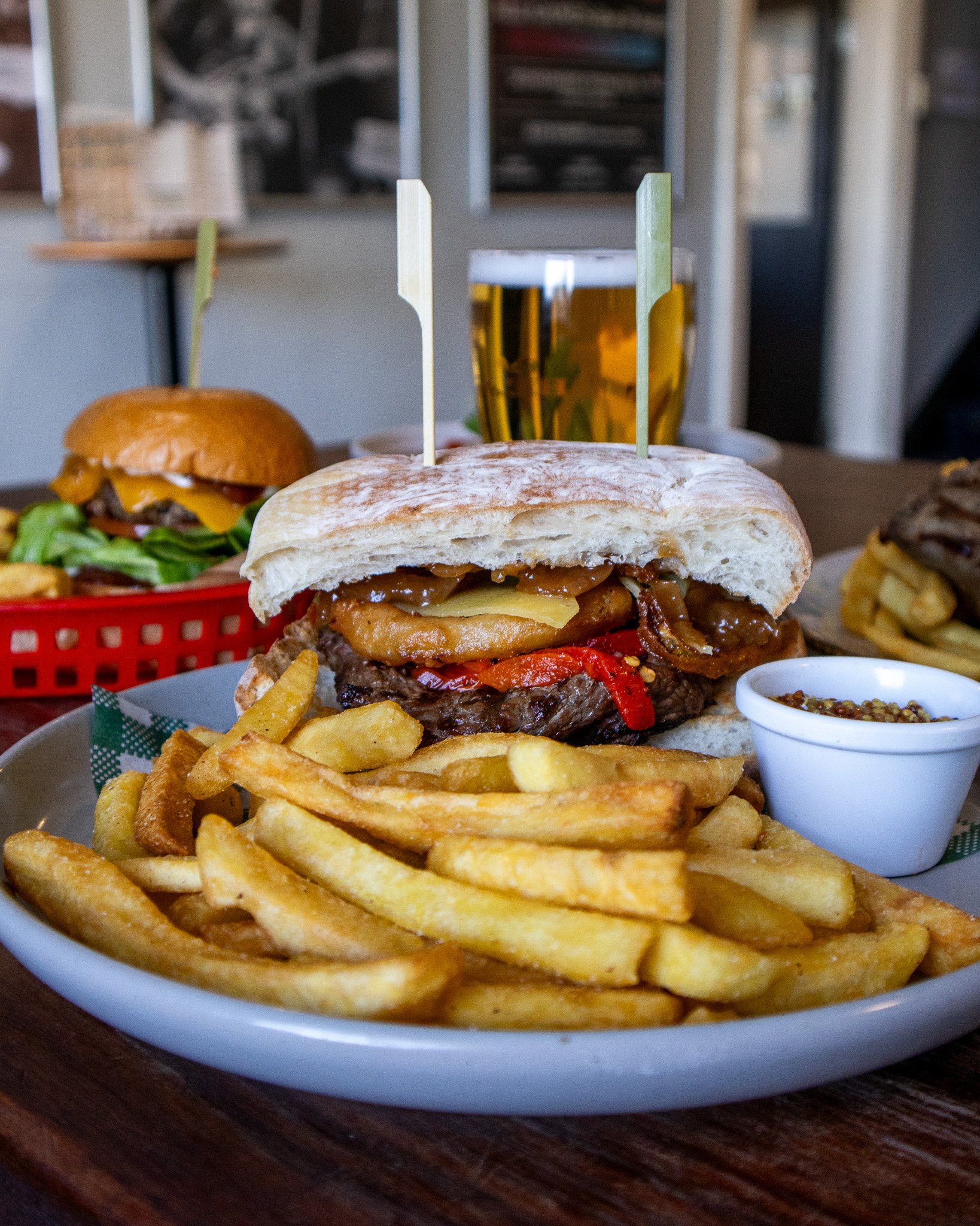 Back to school this week? We&rsquo;ve got Friday night sorted 🍽️

After a big first week back, skip the cooking &amp; enjoy an easy family dinner with us. 

Pub classics for the grown-ups, kids&rsquo; favourites for the little ones &amp; a relaxed, 