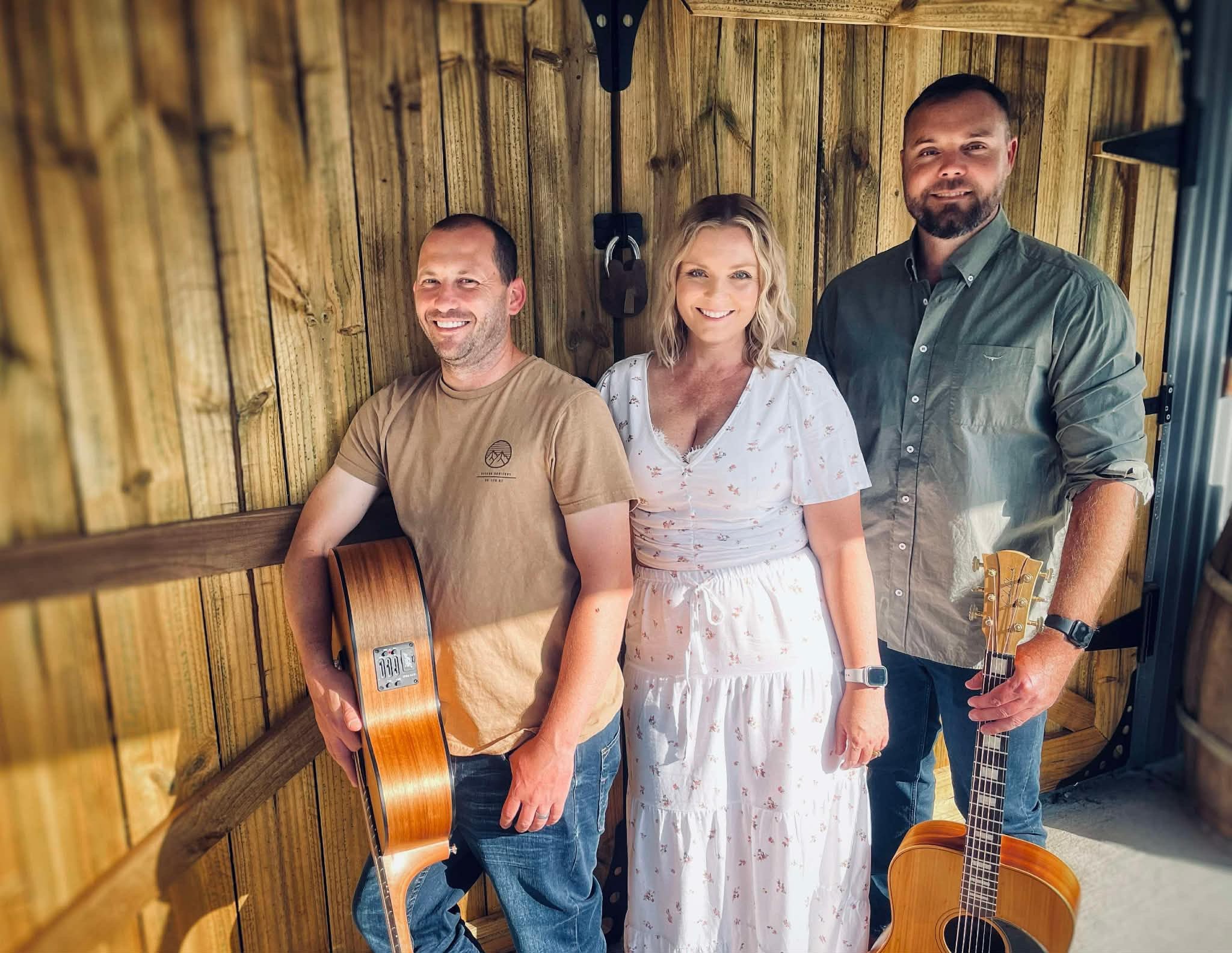 🎶 Live Music Tonight!

Little Whiskey hit the stage from 7pm &ndash; don&rsquo;t miss this unforgettable night of live music! 💃🕺

Happy Hour from 2pm&ndash;4pm 🍻

Great drinks, good vibes and live tunes all night long. See you soon! 🎸✨

Some exc