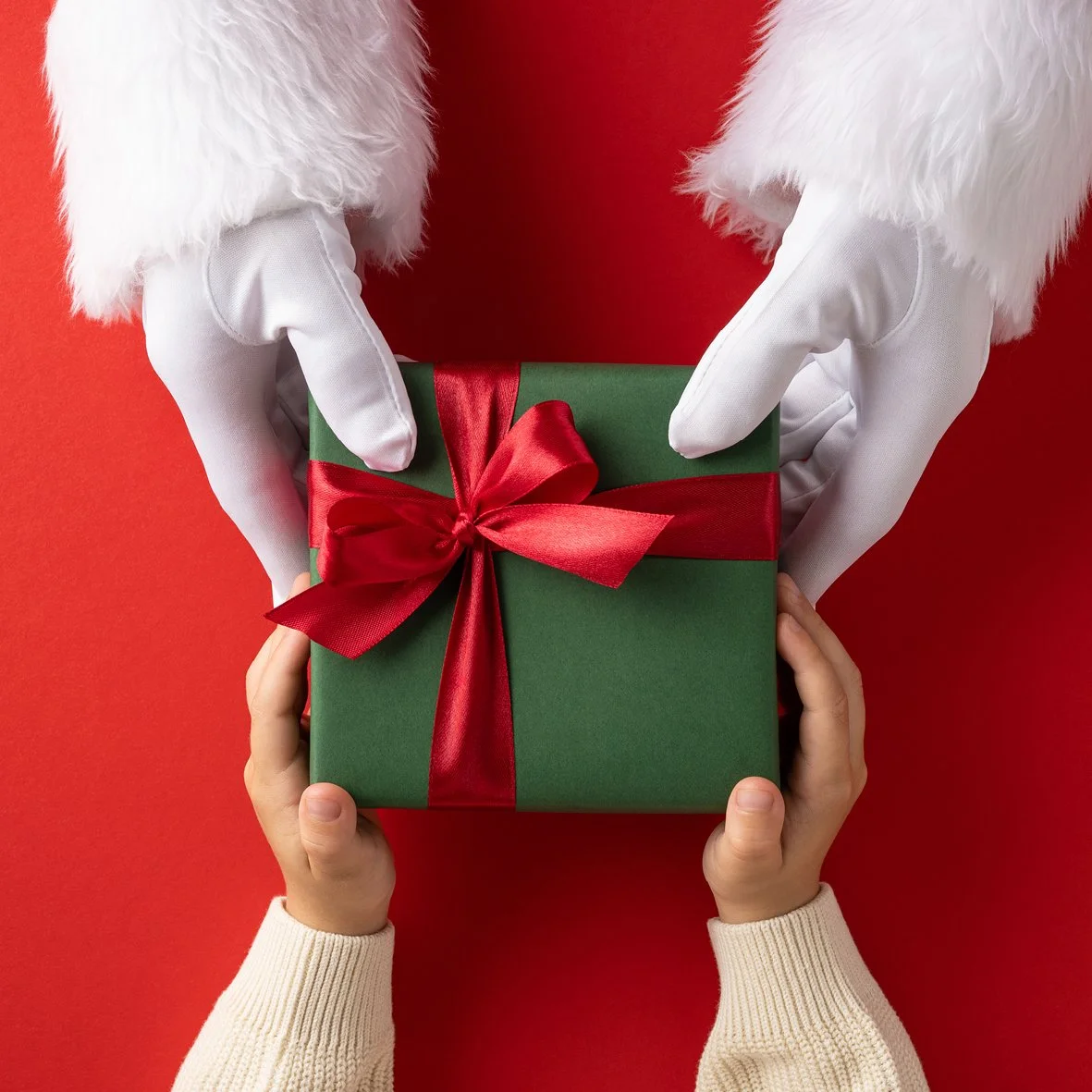 FiveMile gift giving.