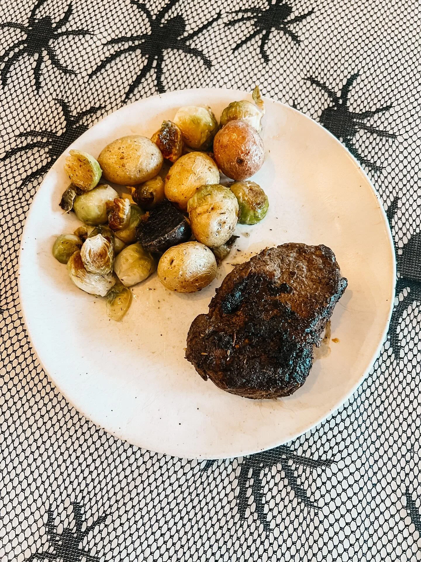 wish you were joining us for @asher.nilsson’s 18th birthday eve dinner!! it might look basic but oh my was it perfection!
top sirloin butt steak seasoned with @redmondrealsalt wasatch steak seasoning & cooked in cast iron w butter
1lb bag