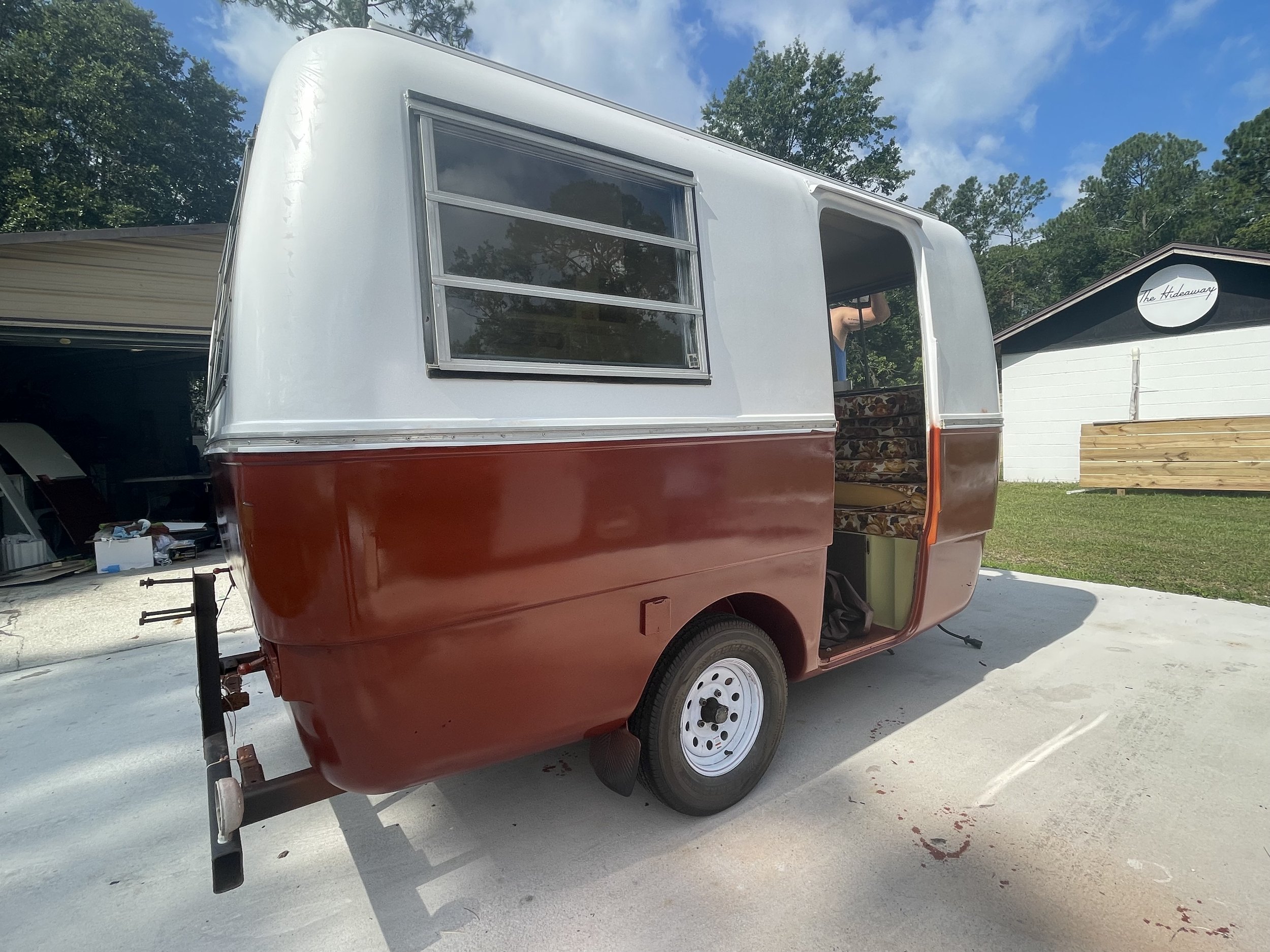 About — Retro Renos