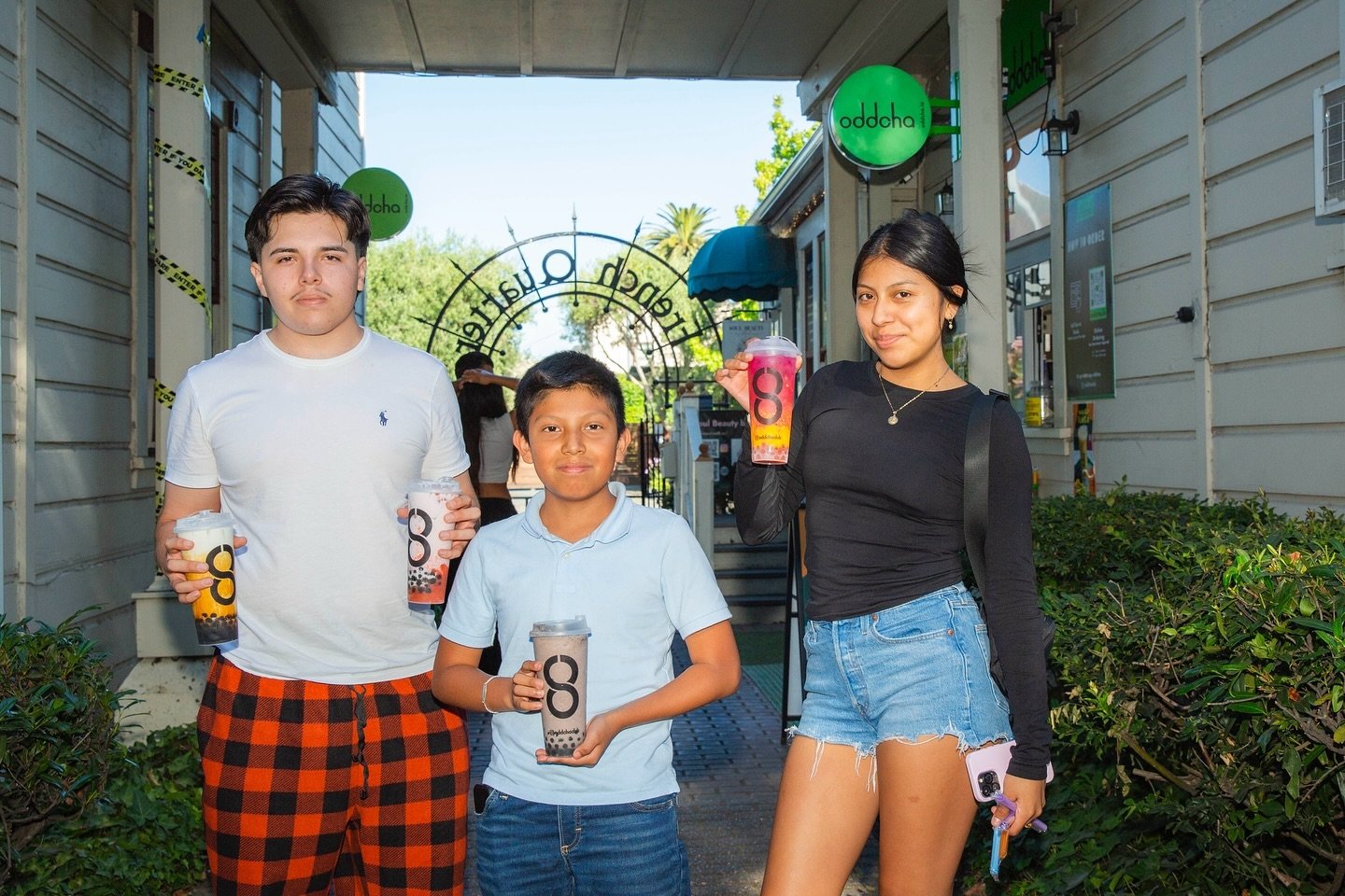 Cheer to good times and great company. #oddchaShareaSip #oddcha #oddchaclub #downtownsanrafael #sananselmocalifornia #novatocalifornia #millvalleycalifornia #bobaaddicted #matchalover #boballover #bobabliss #sfeats #eatersf #dominicanuniversity #this