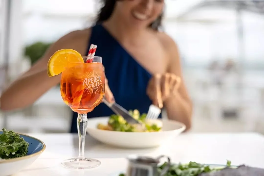 Crisp. Refreshing. Unapologetically vibrant.

An @aperolspritzau, a bite to eat, and a view. Some afternoons are just made for it.

Pour yourself into the moment. Come down this Easter Long Weekend.