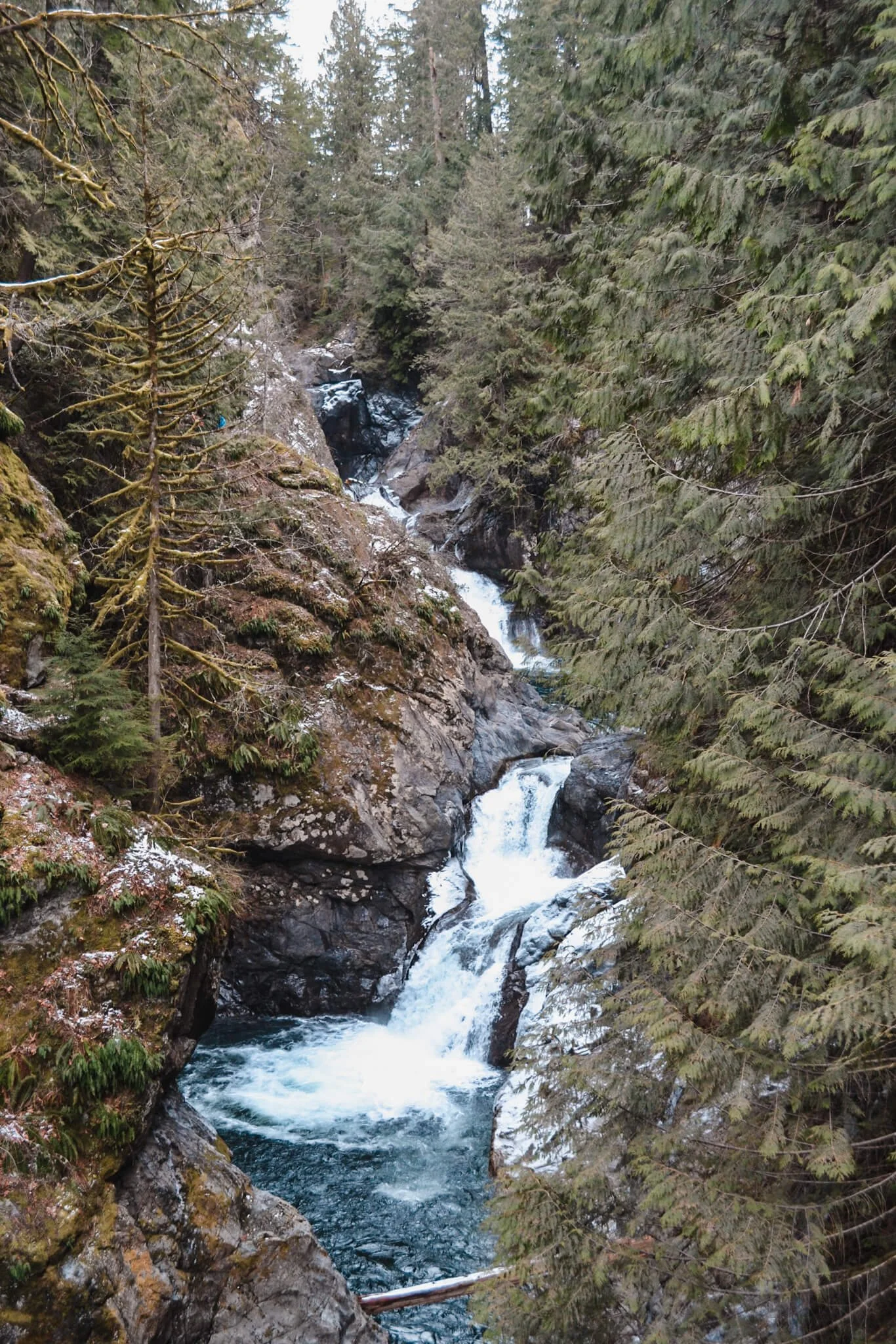 Two of the Best Waterfall Hikes Near Seattle — Traveling Tessie