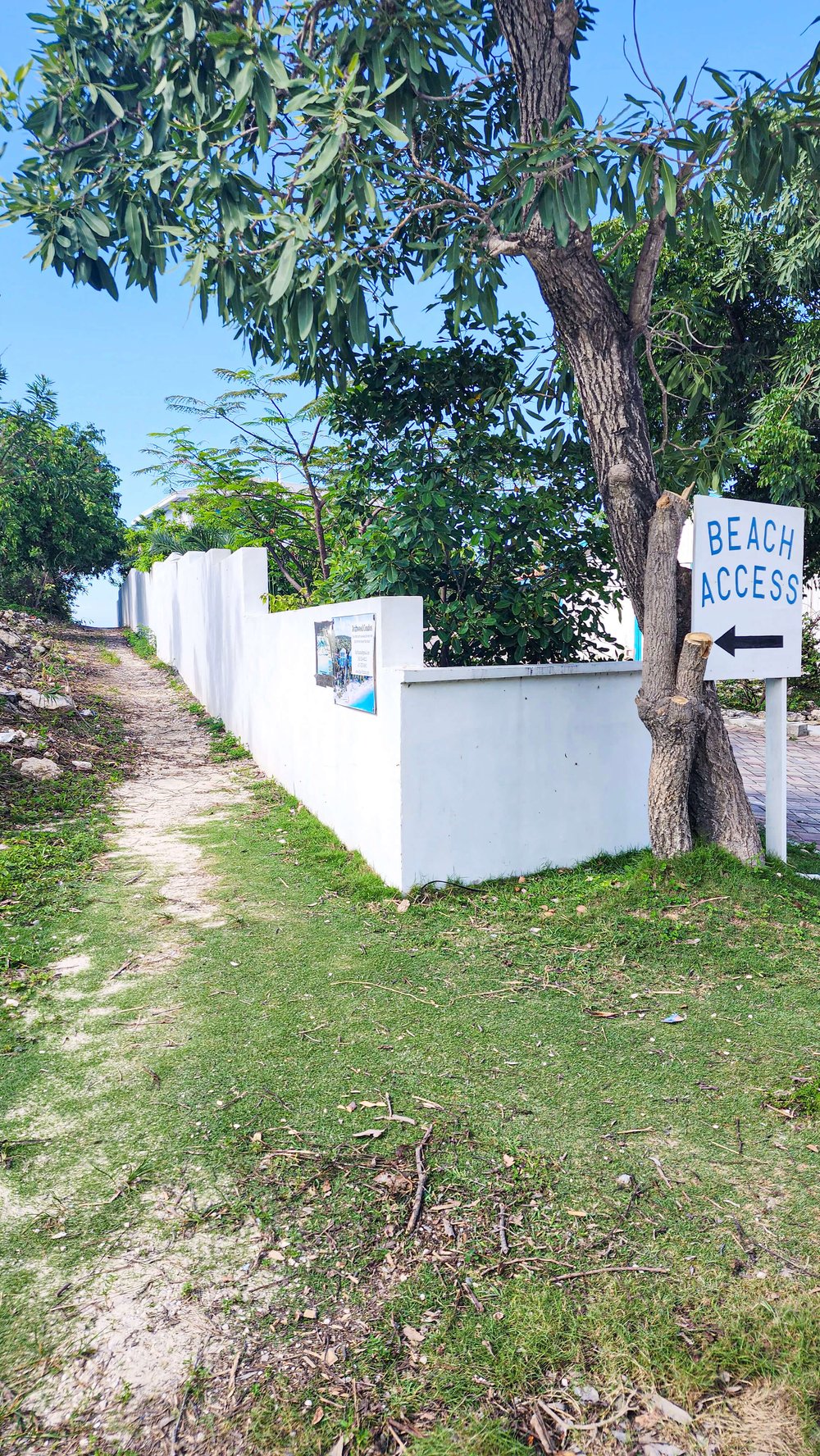 Entrance to Hooper's Bay Beach