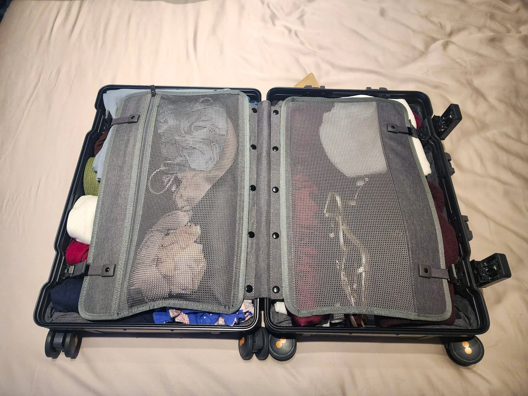 Interior of Level8 Gibraltar Carry-On Luggage.jpg