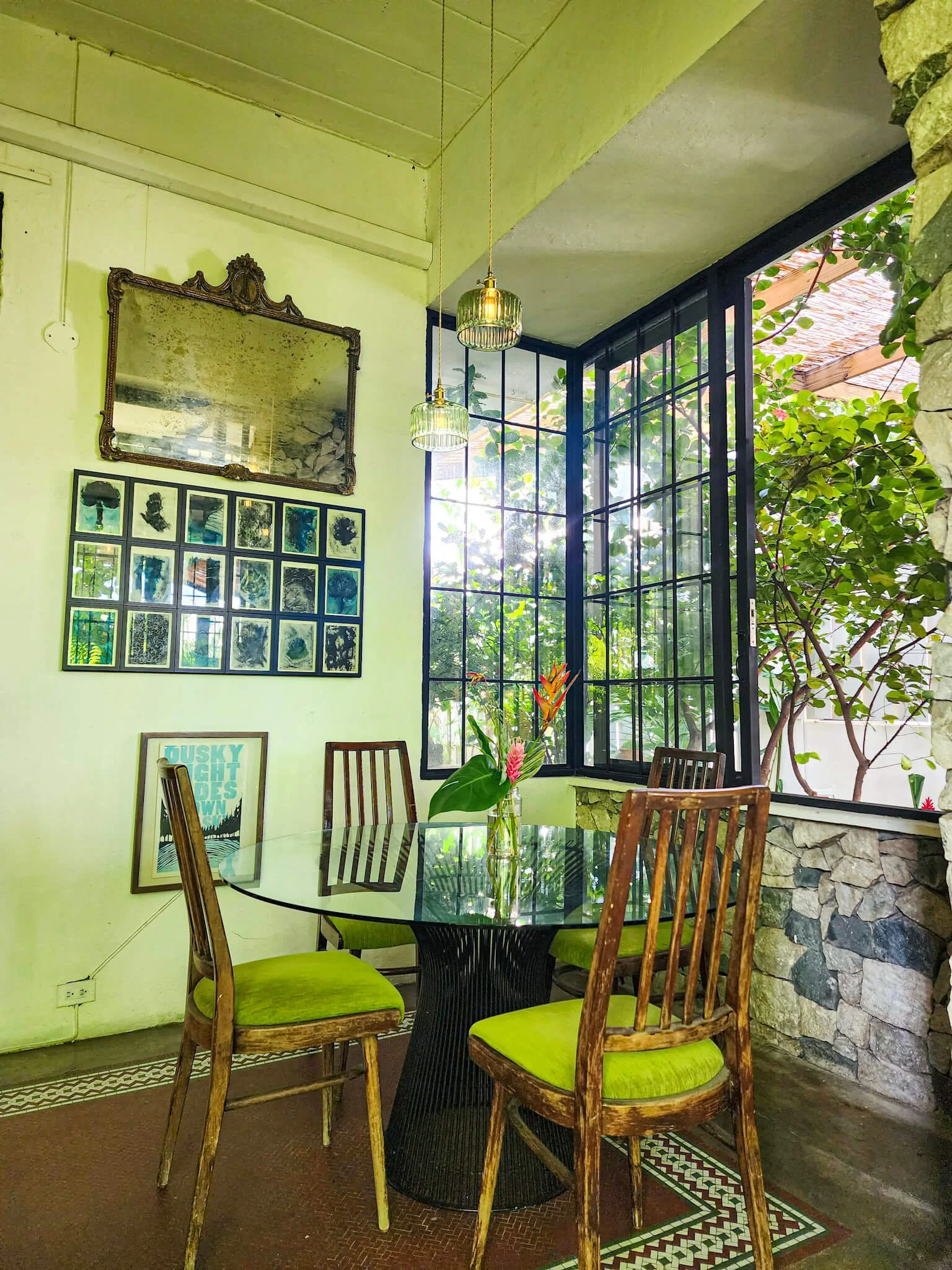 Indoor dining area at La Botanica Hotel.jpg