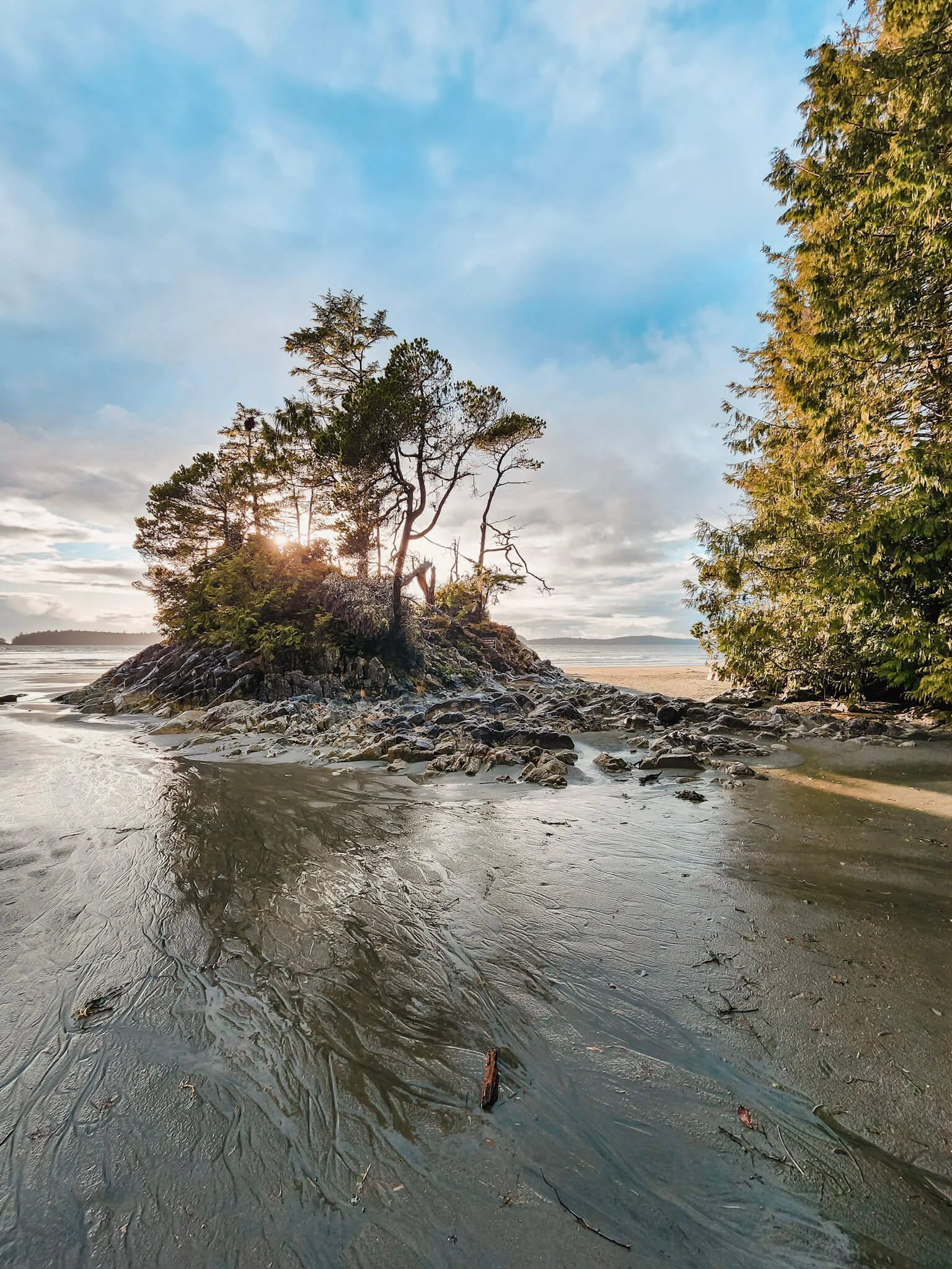 Tonquin Beach Rock Island.jpg