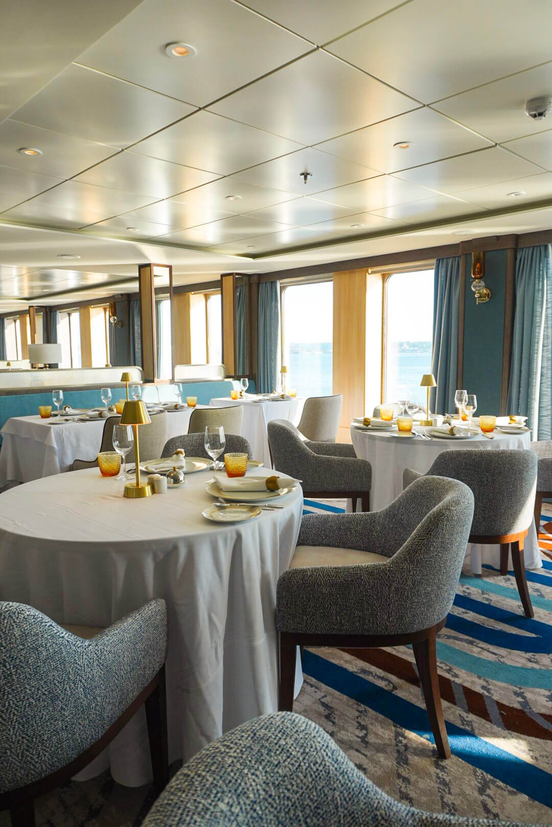 Star Seeker Ambphora Dining Tables.jpg