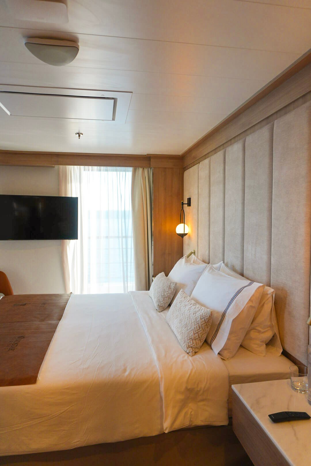 Horizon Owners Suite Bedroom.jpg