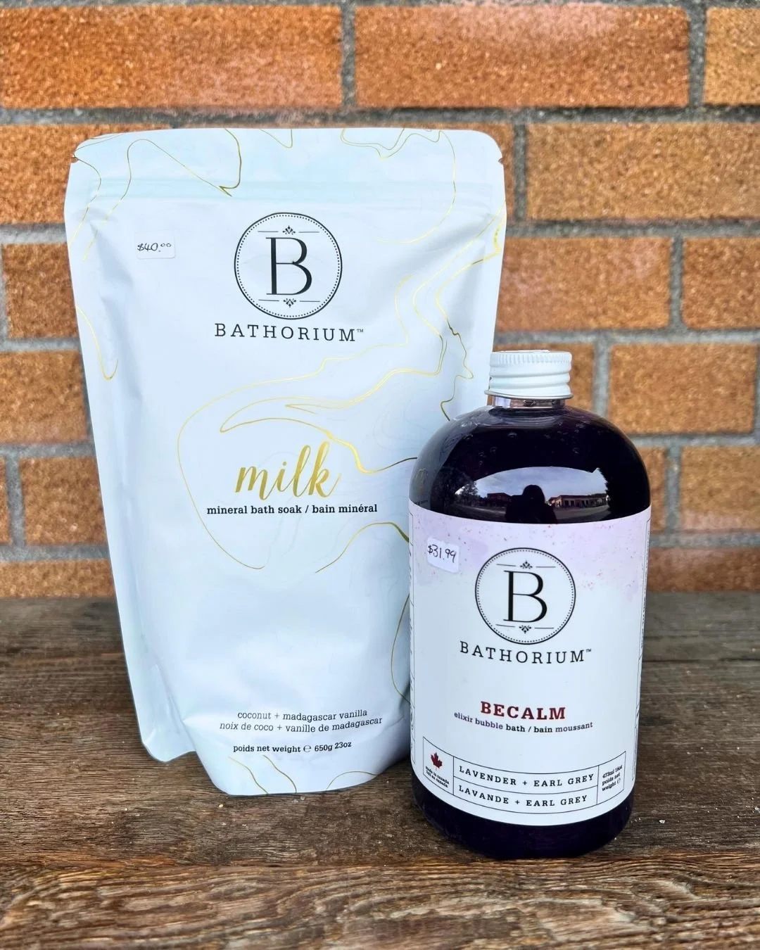 Self Care Saturday at our Platzl location 🌿

Take 10% off everything in store today, including our luxurious @livebathorium bath soaks &mdash; the perfect excuse for a long, indulgent bath tonight 🛁✨

A good day to wander the shelves and treat your