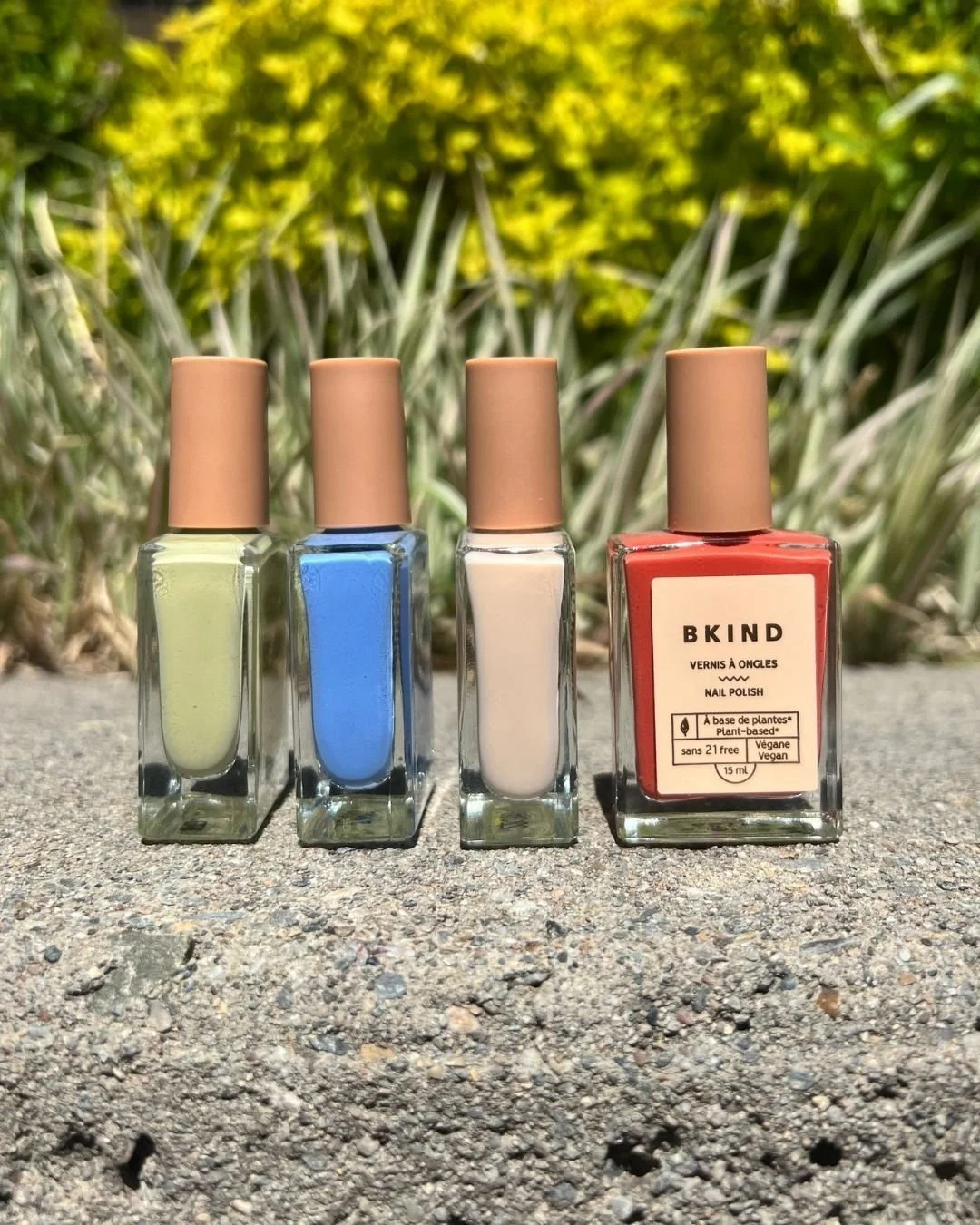 A little colour for your summer☀️🌿💅

Bright BKIND nail polish shades are bringing all the fresh summer energy &mdash; think juicy tones, soft pastels &amp; everyday colours 💚🍓🍋

Clean ingredients, vegan formulas &amp; beautiful colours!✨

#BKIND