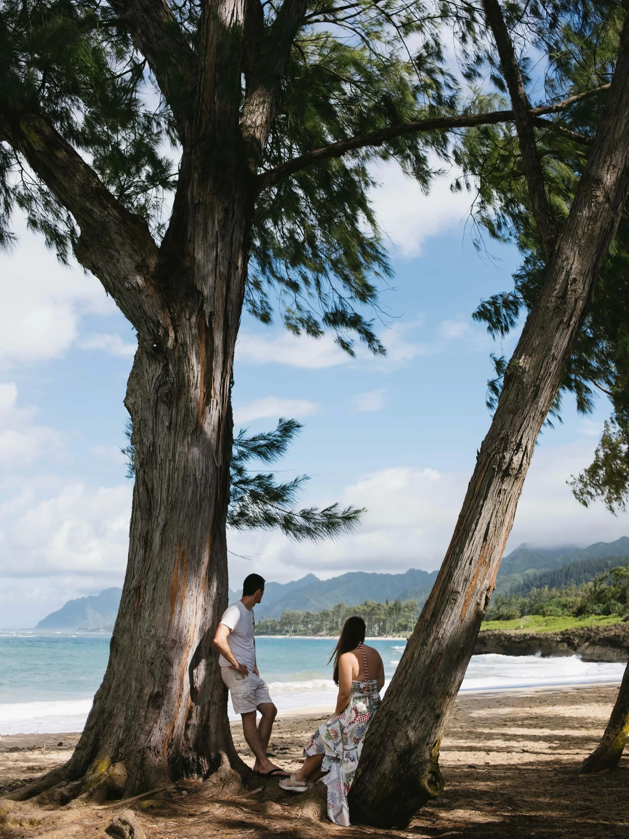 ALOHA VIBES 🌺

What a joy to photograph the coolest people in the coolest places! This was my fourth trip to Hawaii and while it&rsquo;s absolute paradise, it&rsquo;s so much better with friends. I went all around the island with Alex and Aurora (wh