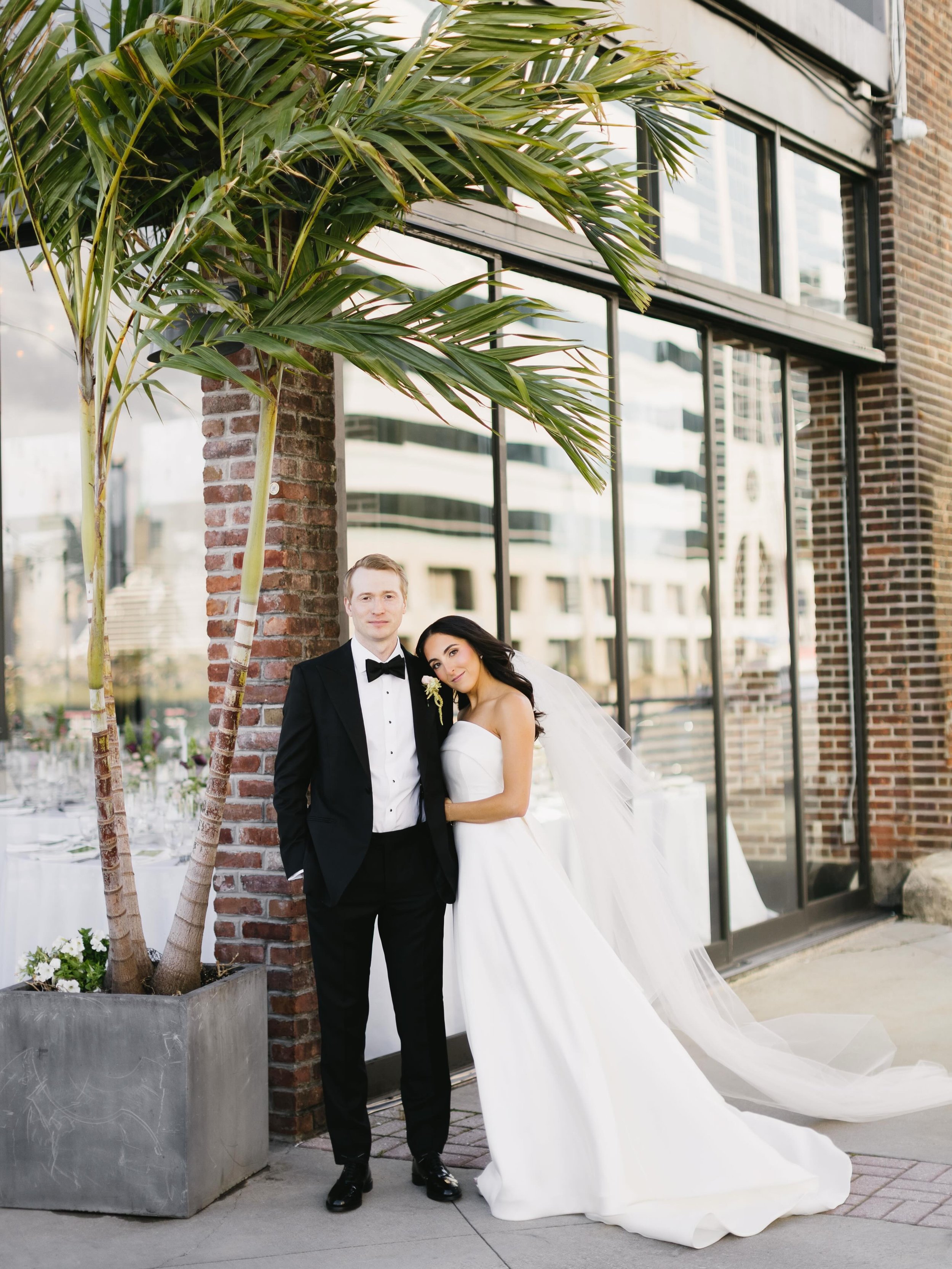Jojo and Matt had the most stunning day at Battello! Dreamy florals, skyline views and a whole lot of love 🖤

Couple: @jojospiel 
Venue: @battellojc 
Photographer: @jenmarvelphoto 
Videographer: @pressrecordco 
Makeup: @beautyonlocationnj 
Hair Styl