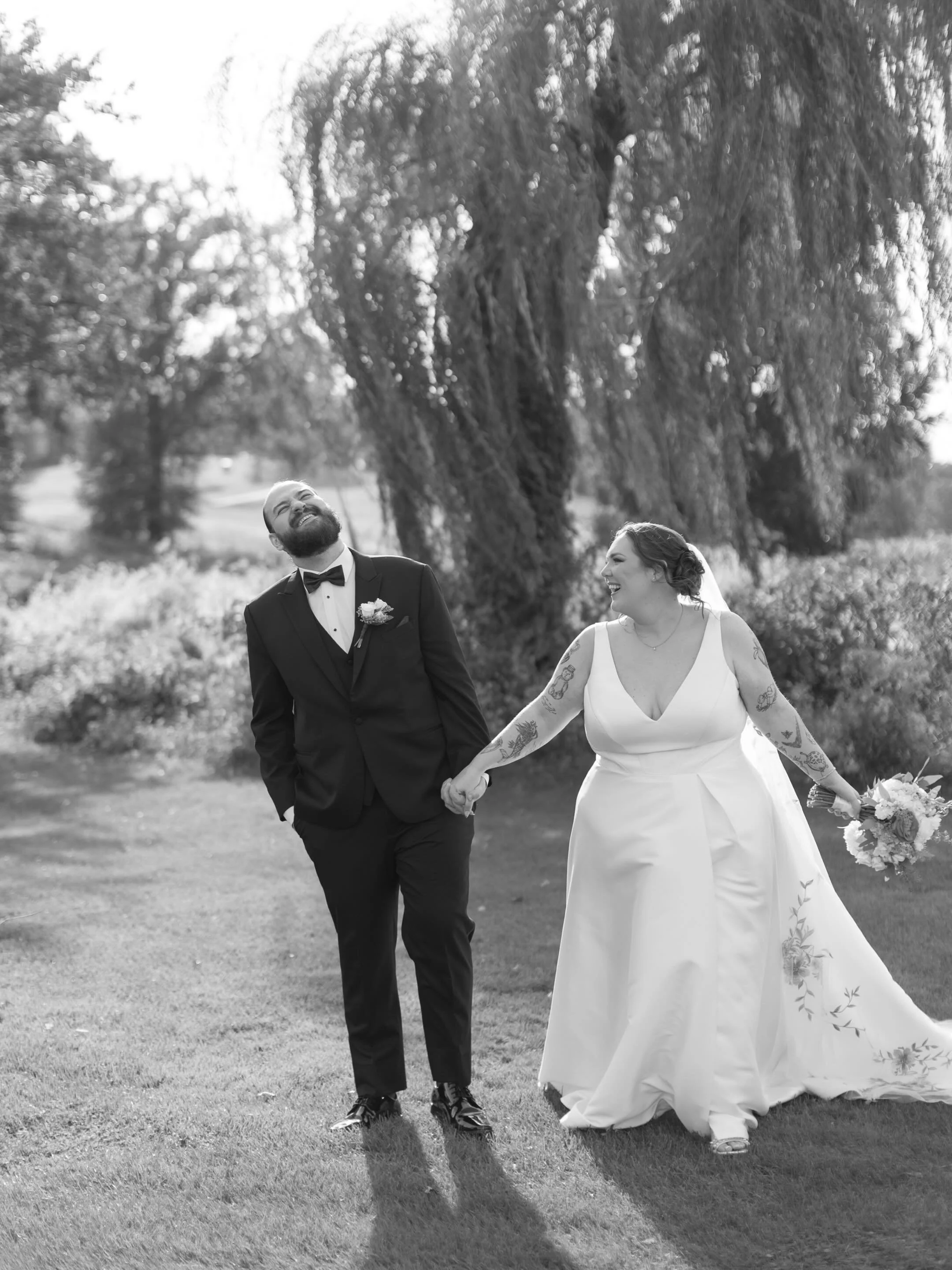 Holli + Isaac- 10 out of 10 on 10/10. 🖤

Couple: @hollihoneycheck @isch0627 
Venue: @gallopinghillgolfcourseevents 
Photographer: @jenmarvelphoto 
Makeup: @makemeup_eva @makeup_by_leia 
Hair Stylist: @cheydoeshair 
Florist: @gypsyhillflorals 
Dress 