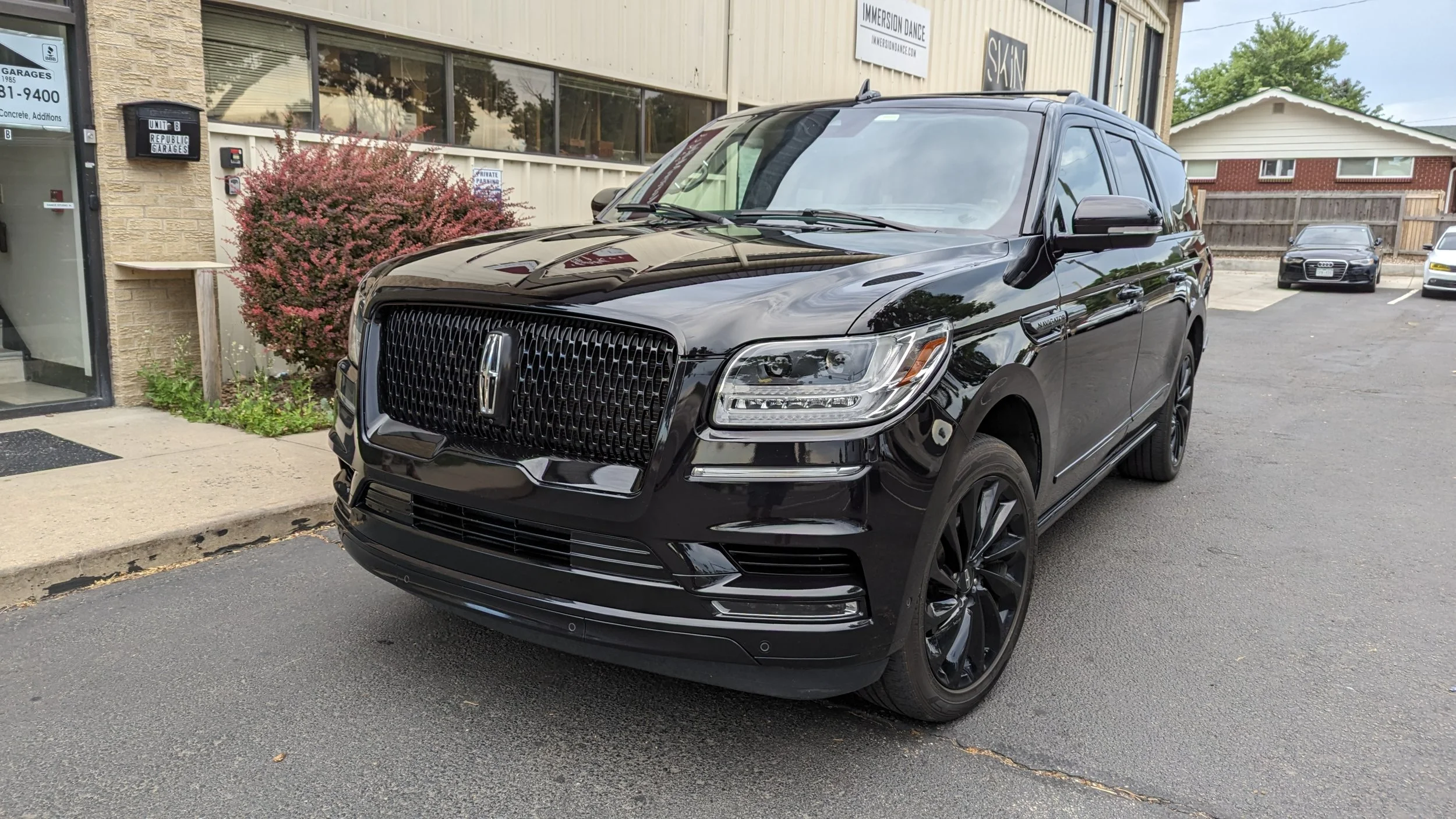 Lincoln navigator gloss black chrome delete blackout denver.jpg