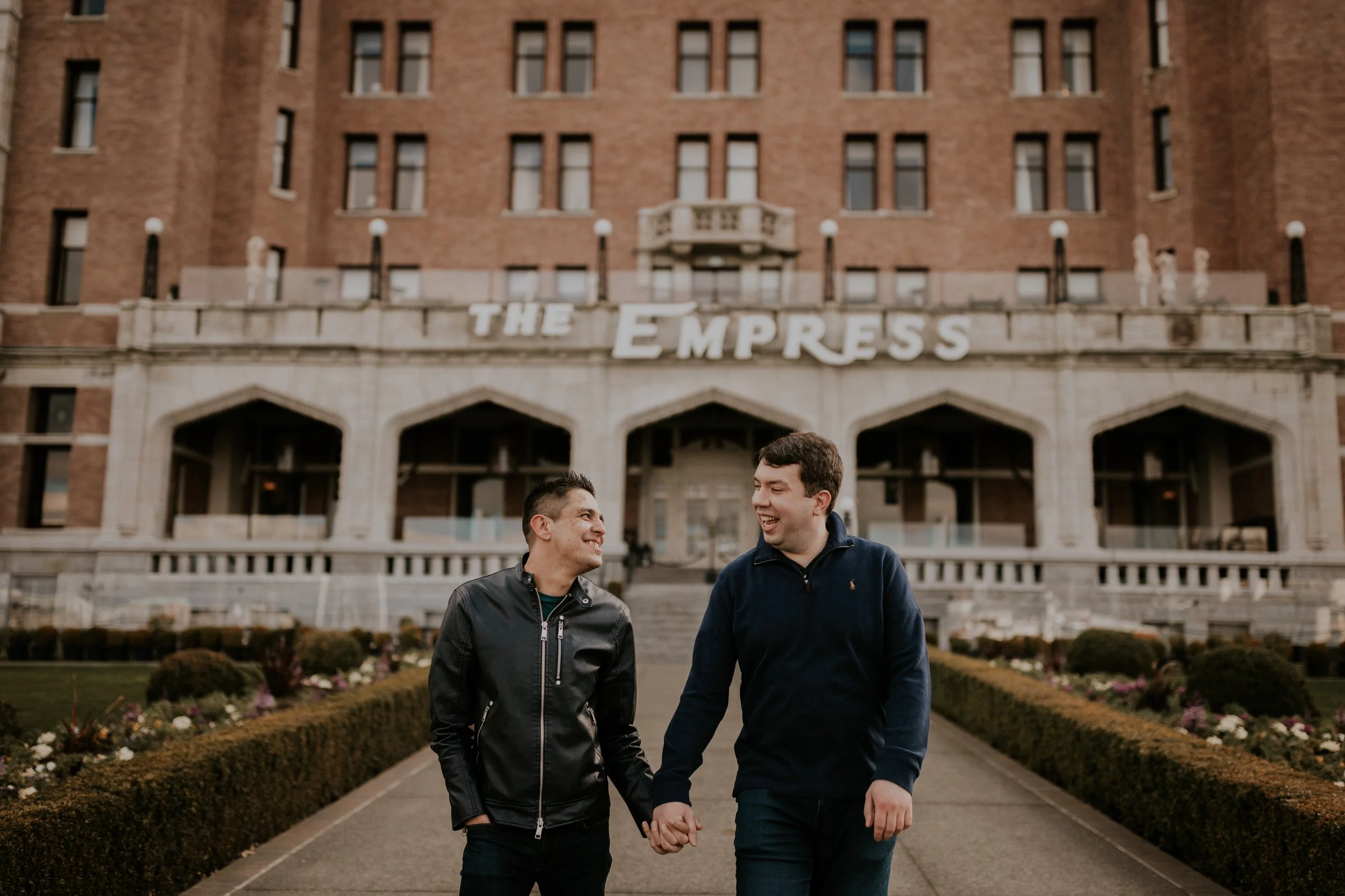 Duncan and Shawn Engagement Session Downtown Victoria-74.jpg