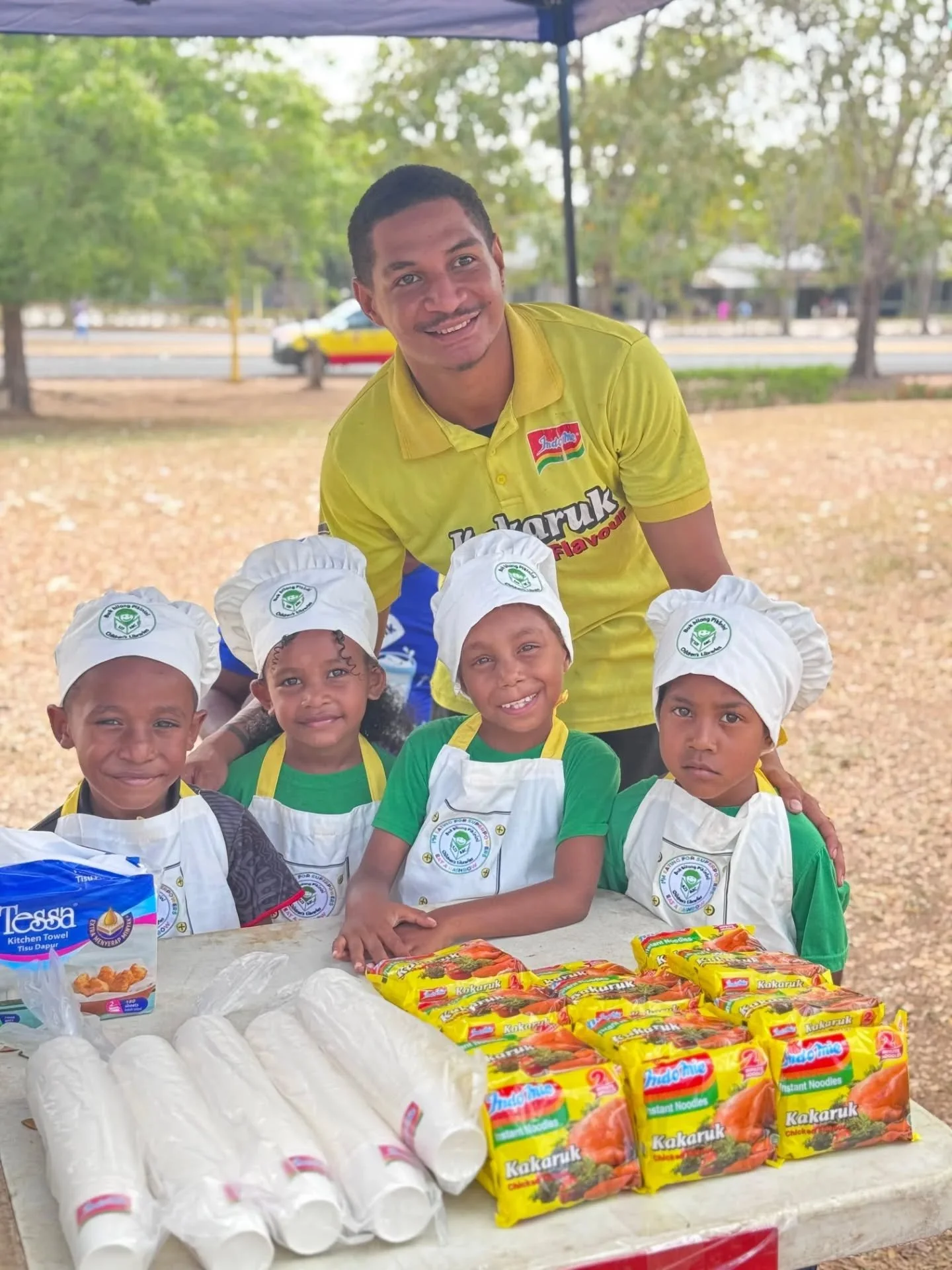 Thank you to SVS 2 Mile, Indomilk PNG and Indomie PNG for your support during Buk bilong Pikinini&rsquo;s Literacy Week! 💚📚

Thanks  for generously providing delicious Indomie noodles and fun goodie bags to our UPNG Library. 🍜🎁 The children enjoy