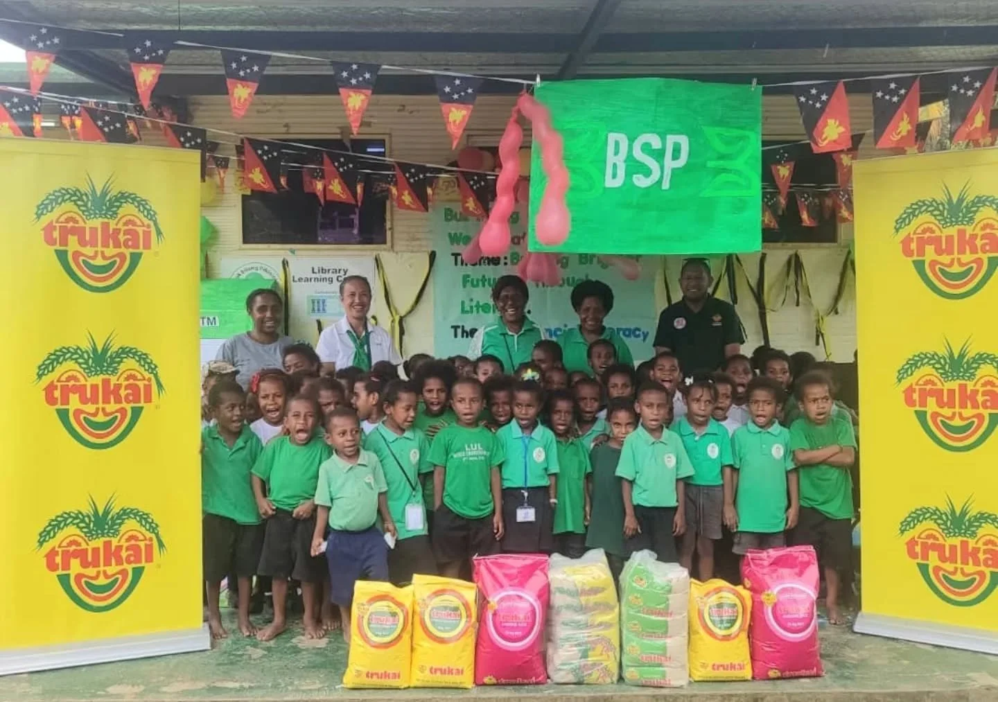 Thank you to Trukai Industries for your  support during Buk bilong Pikinini&rsquo;s Literacy Week! 💚📚

We are grateful for your donation of Trukai rice to all our Pom and Lae libraries helping to nourish the minds and tummies of our young learners 