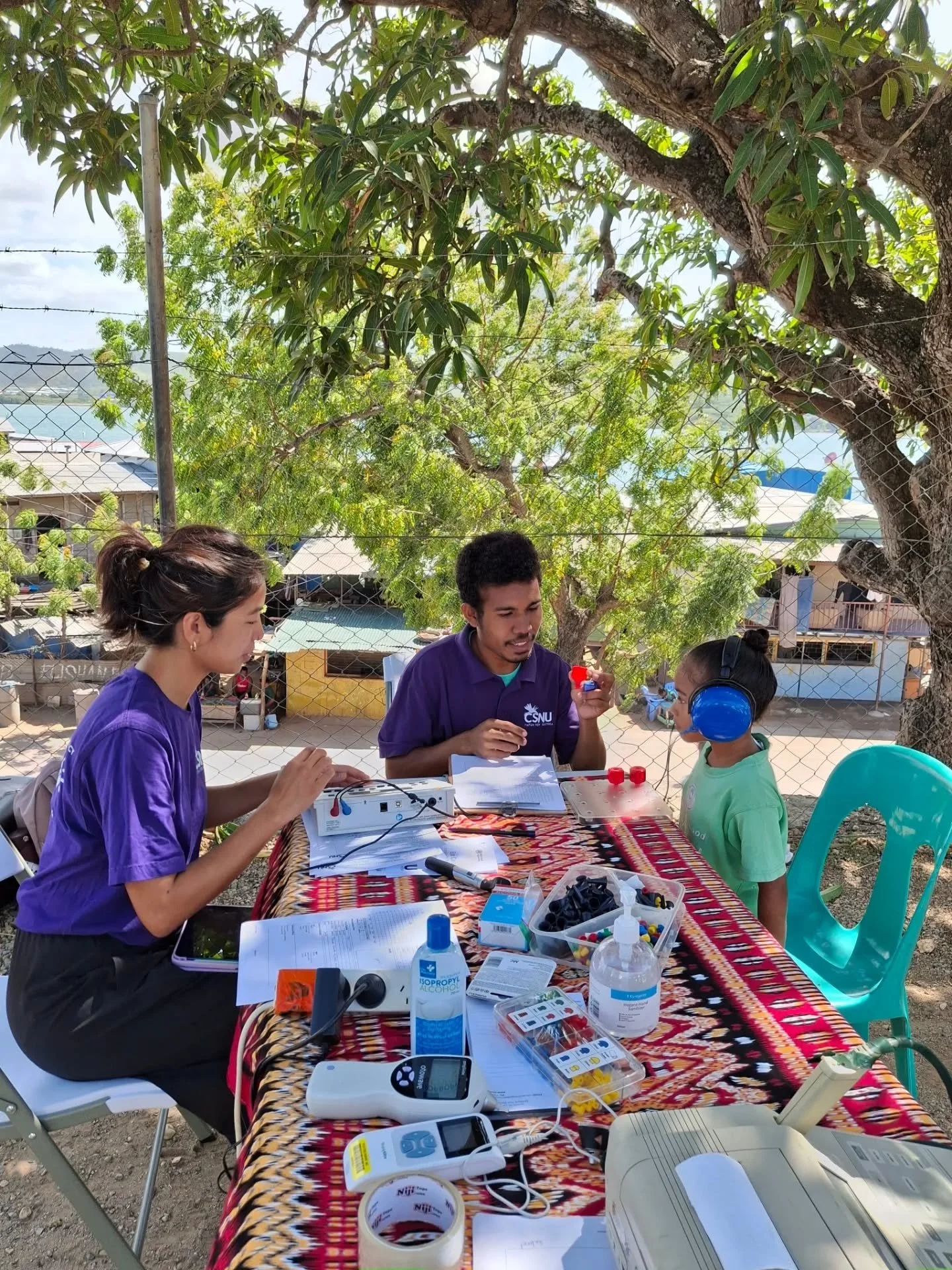 Thank you to the team from CSNU PNG for offering free general ear check-ups and hearing tests at our libraries! 👩&zwj;⚕️👂

The team started their visits at our Tatana and Hagara libraries and will continue with all our Port Moresby libraries. 

Reg