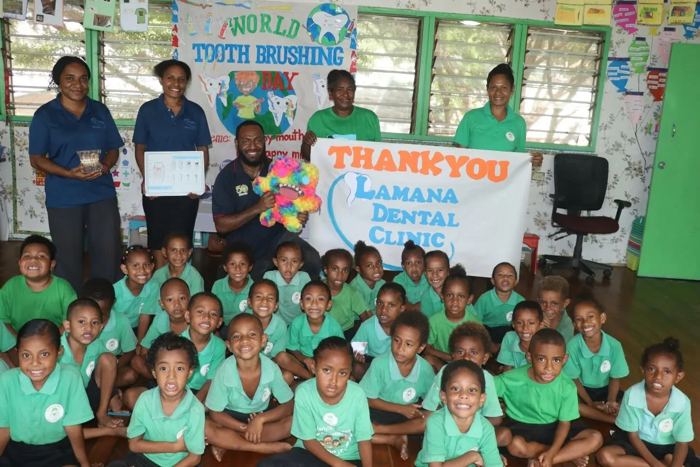 World Tooth Brushing Day 🦷

All our Buk bilong Pikinini (BbP) Libraries celebrated World Tooth Brushing Day, teaching children the importance of keeping their teeth and mouths clean and healthy!

During this special day, our children learned about O