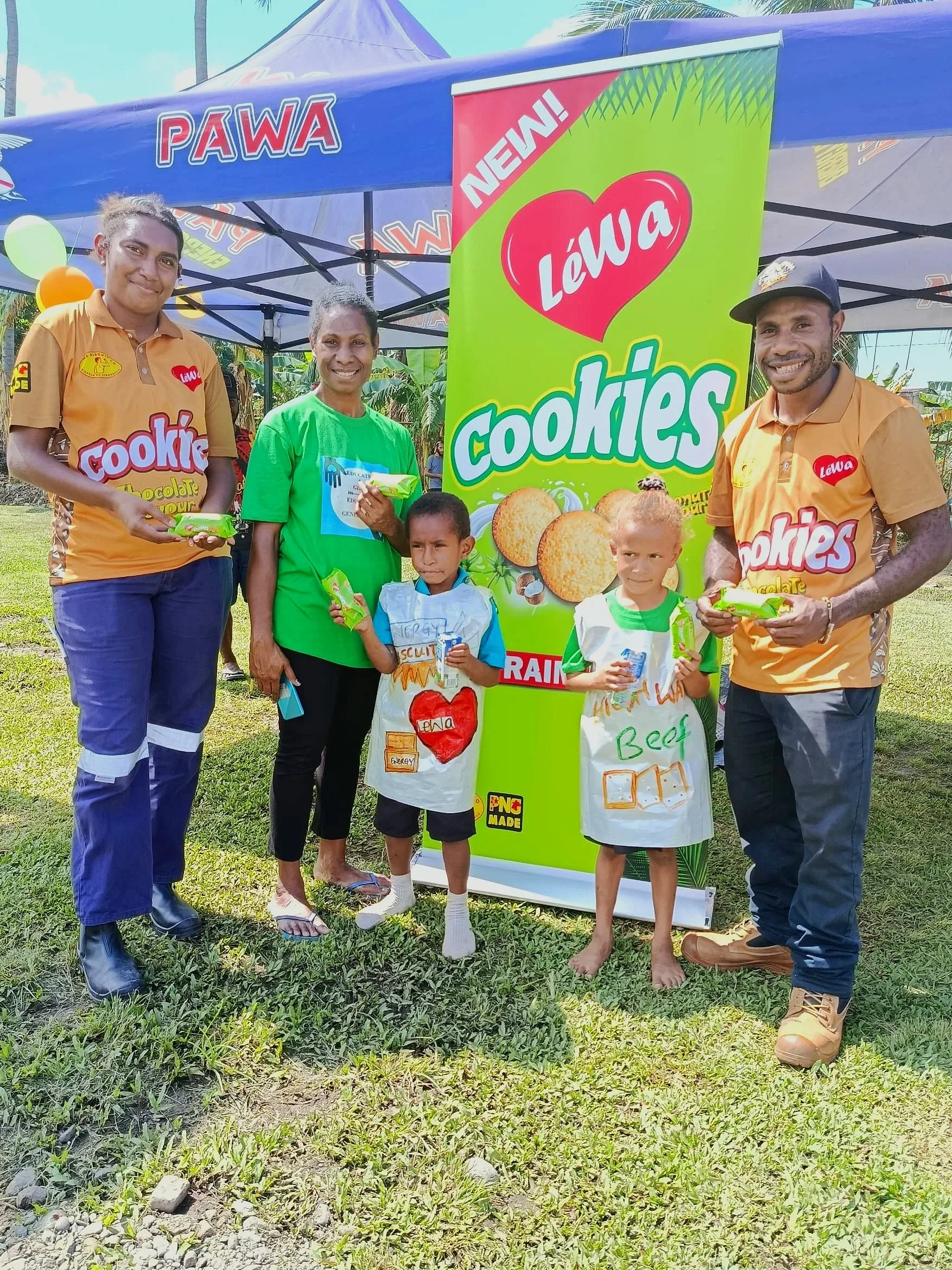 World Biscuit Day with the Lae Biscuit Company Brings Smiles and Fun Learning to Buk bilong Pikinini Children