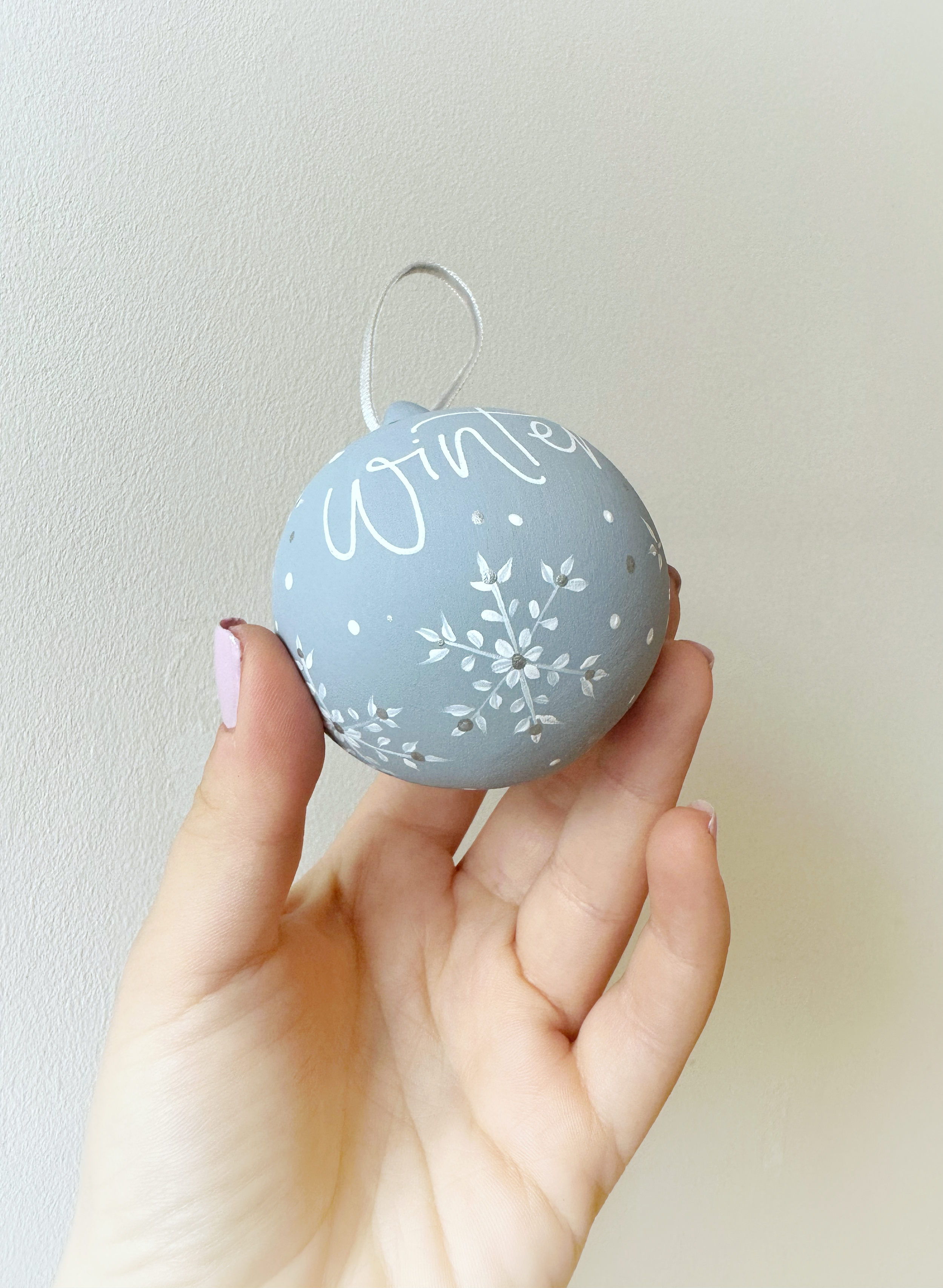 Snowflake Pale Blue 2.png