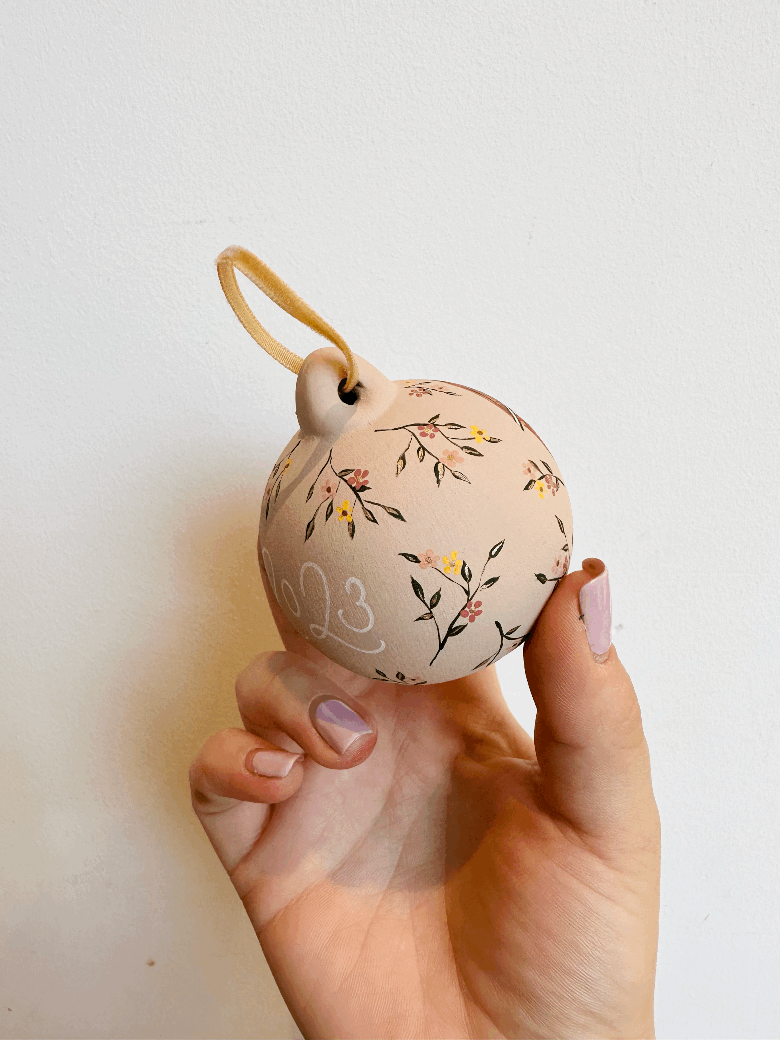 tempImageOyaUfB.gif (Copy)