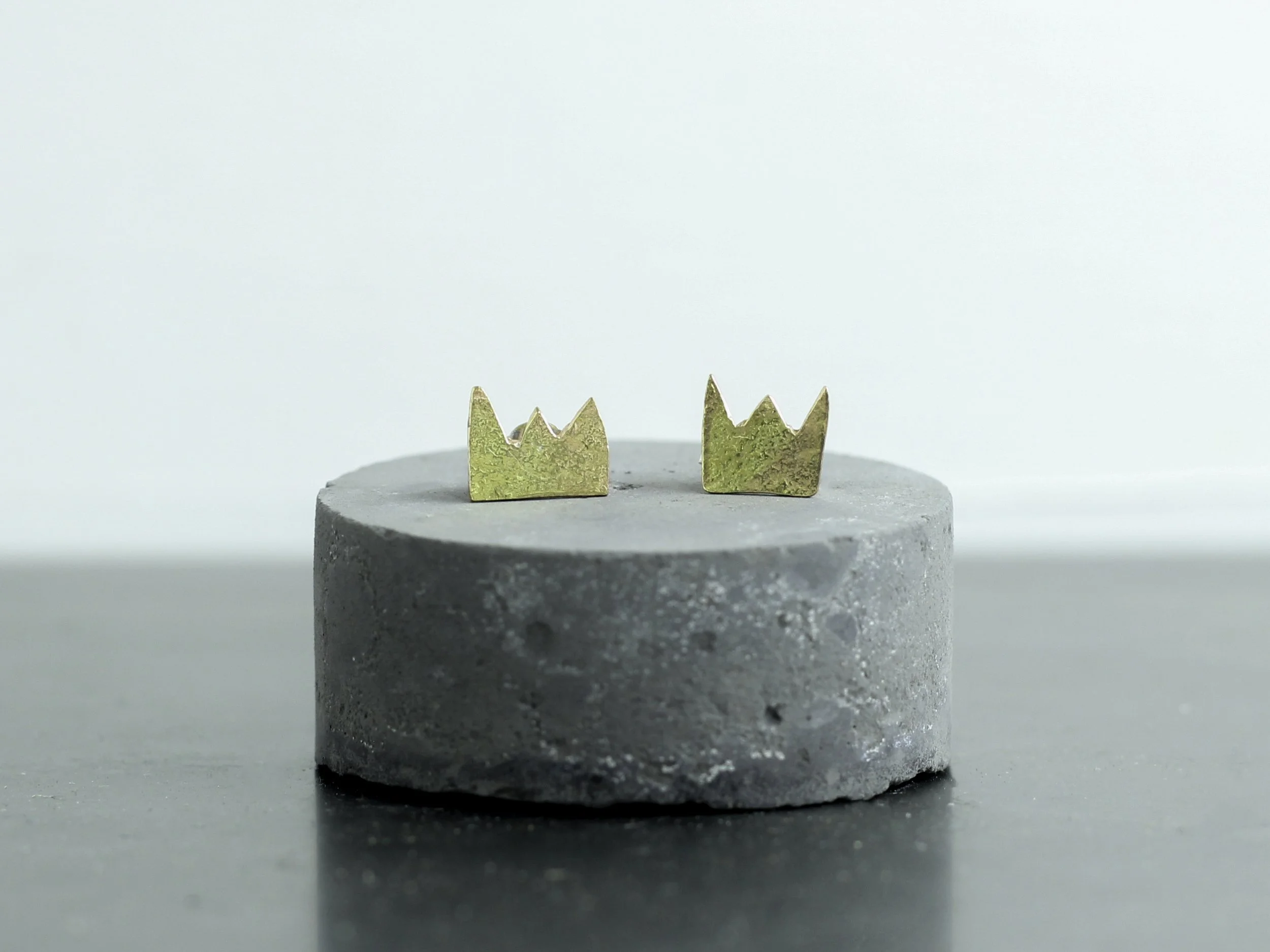 Golden Crown studs