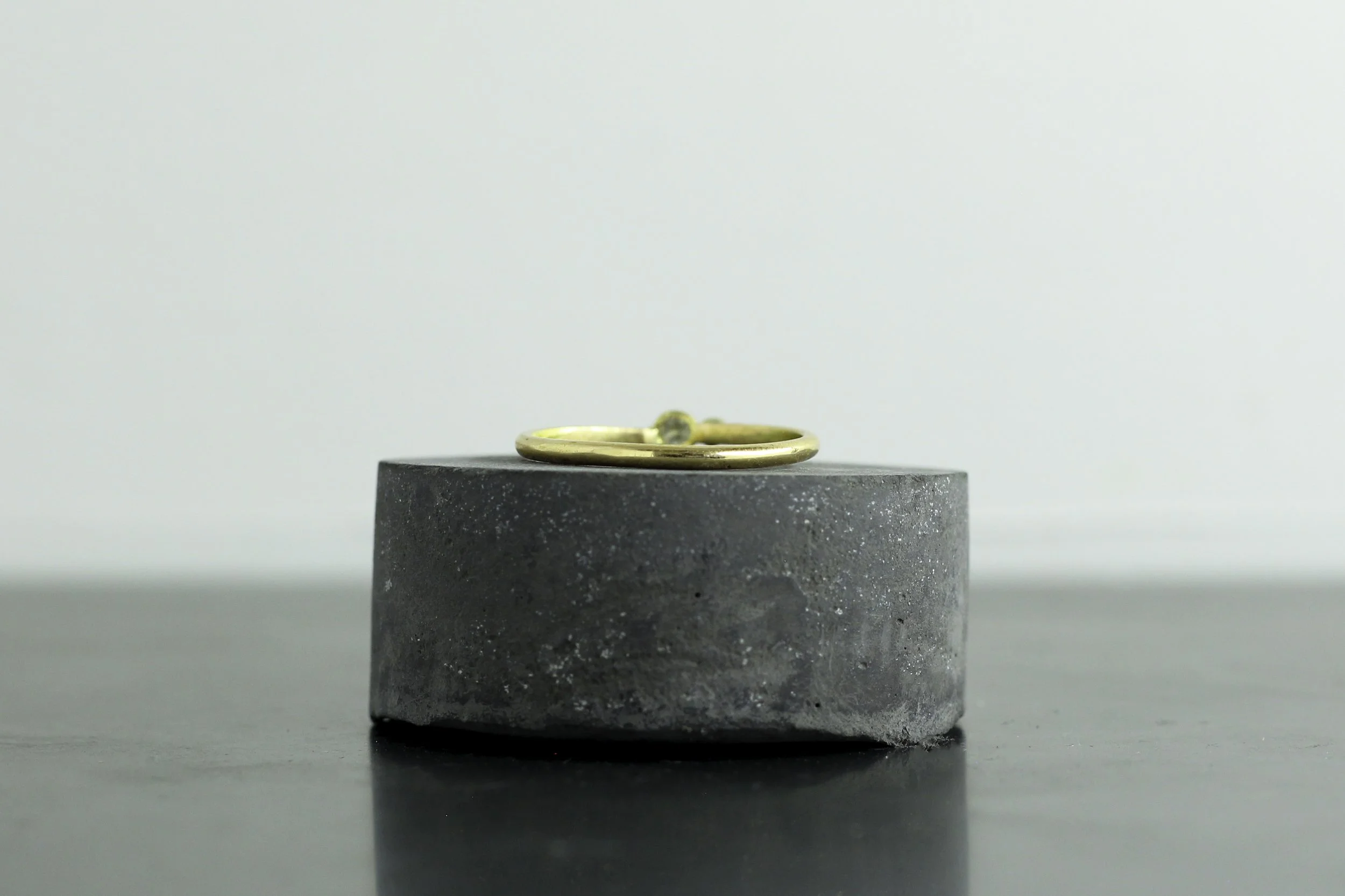 300 delicat 18 ct w. diamond.jpg