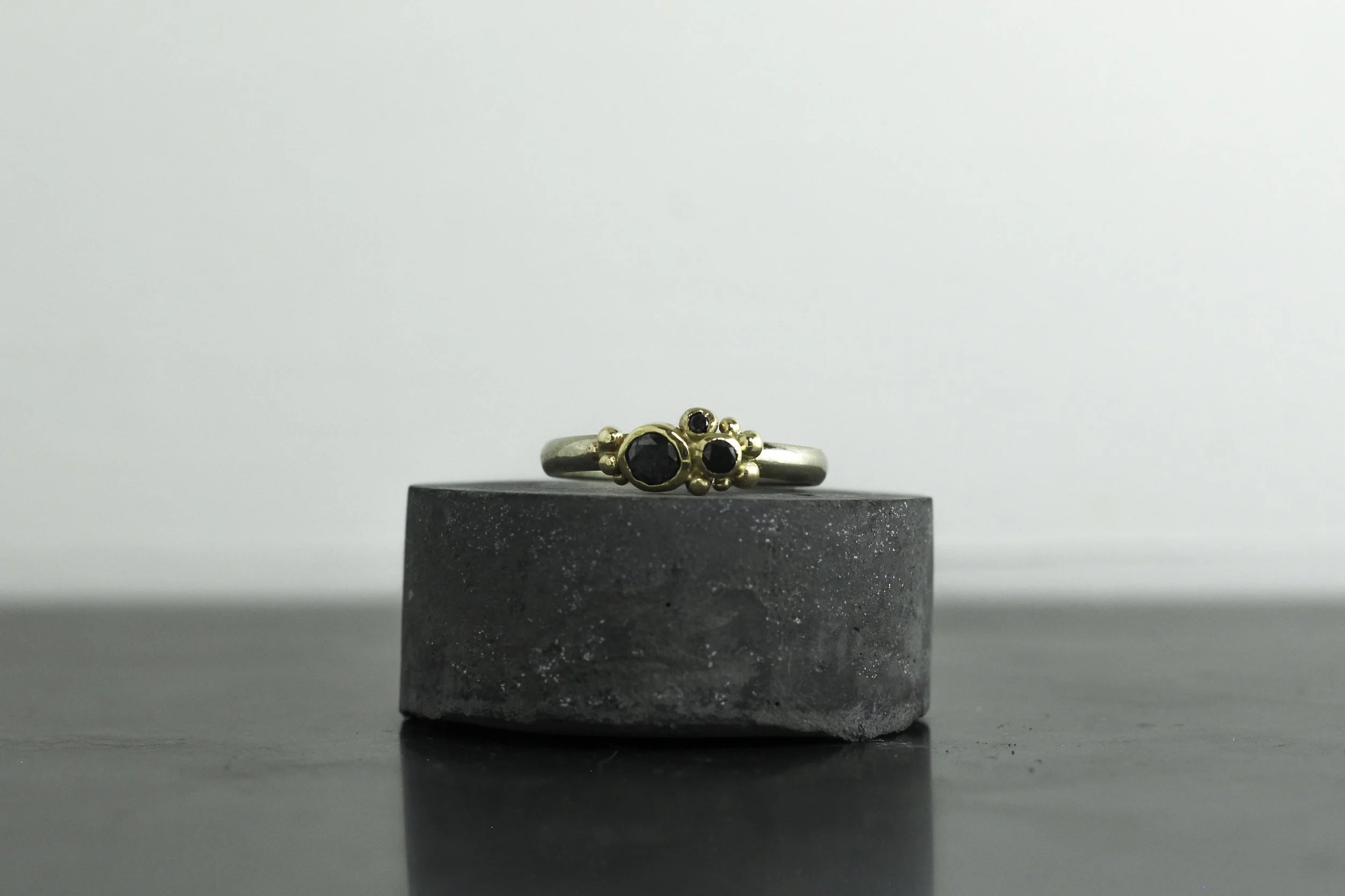 300 black diamond yellow gold w band .jpg