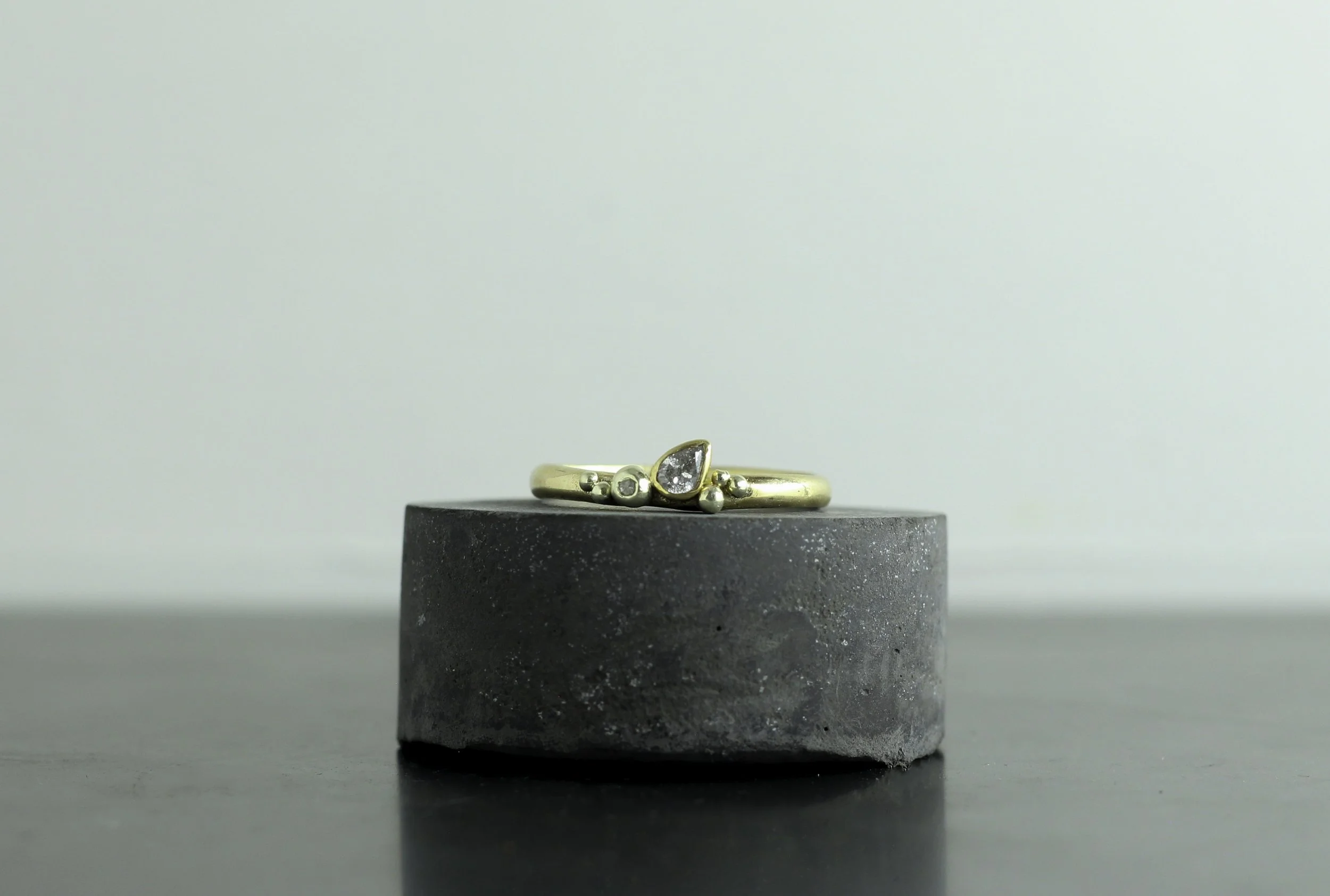 9ct Gold Ring WIth Pear Diamond