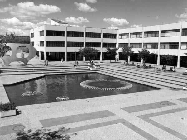 1981 Town Square with fountain.JPG