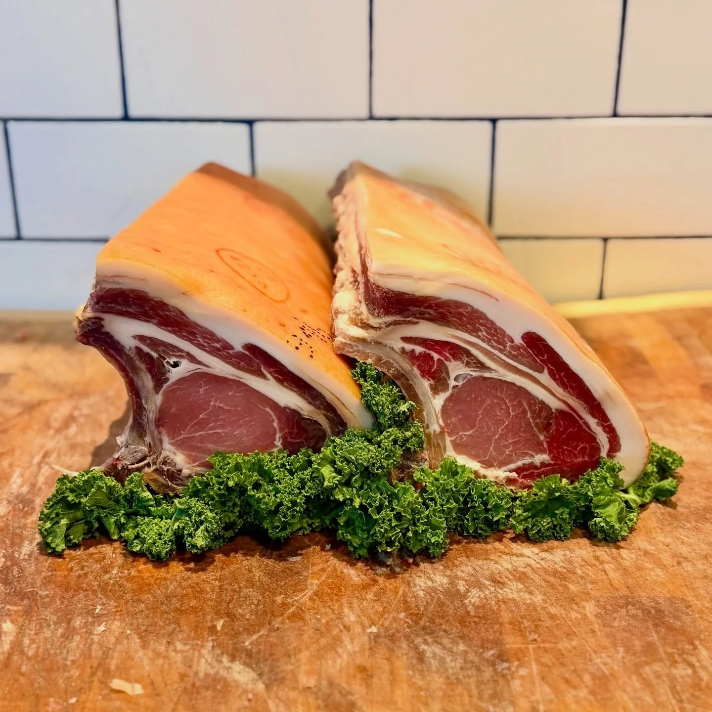 In stock now - bacon chops, smoked and unsmoked! Give us a call on 0191 265 7955 or pop into the shop to secure yours 🥩 

#meatbeerlife