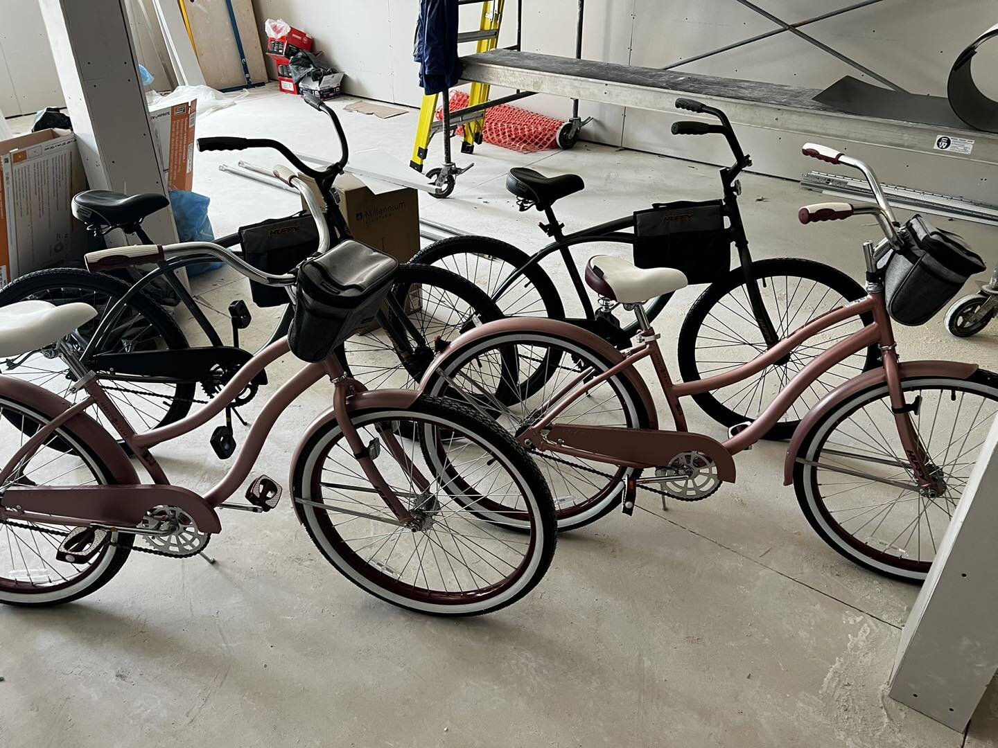 🚲 🚲 Have an eye out for Crystal Beach&rsquo;s newest and most intimidating bicycle gang!  Can&rsquo;t wait to see these Hotel Philco Beach Cruisers out around town!  We&rsquo;re busy adding amenities to make your stay even more enjoyable!  From bic