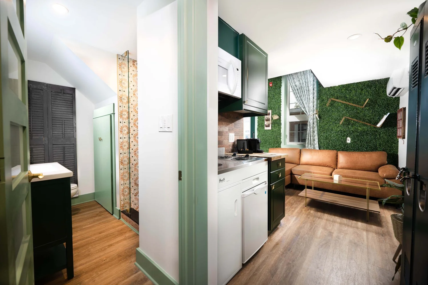 Garden Room — Hotel Philco