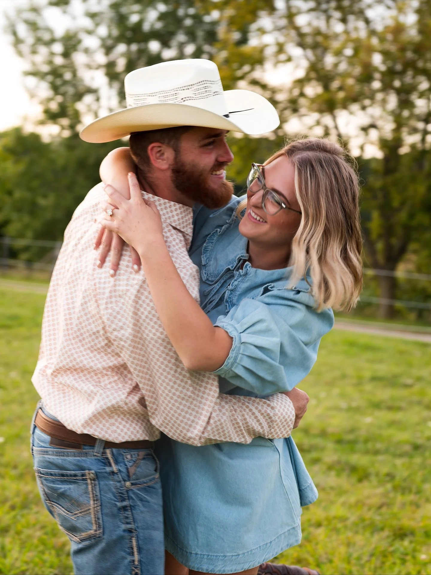 beyond obessed with these two &mdash; so fun photographing them at their homestead 🫶🏼📸 @ry_ryhrabal