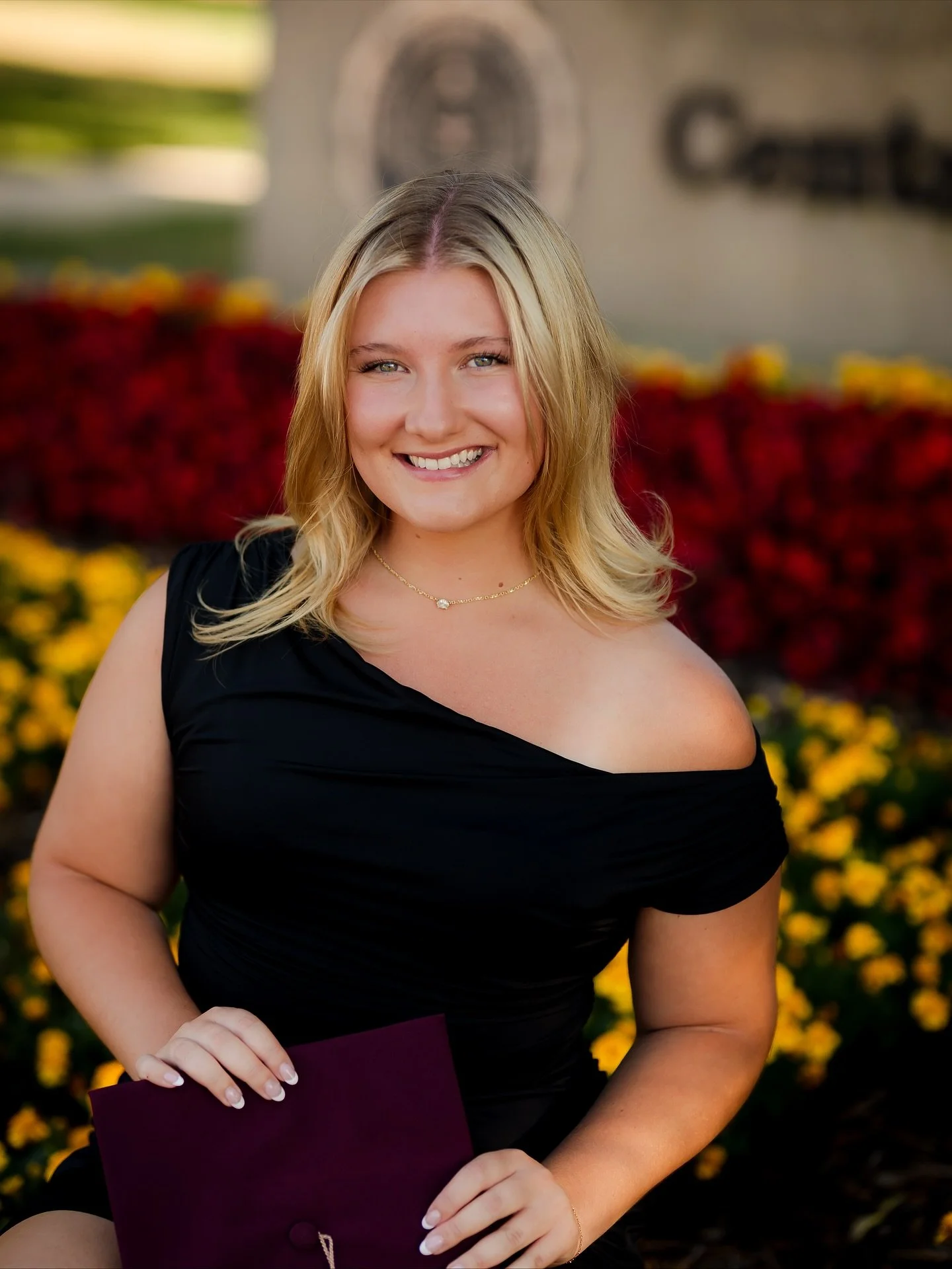 my girl @sadiewheaton_ absolutely stunning CMU grad ✨📸🍾