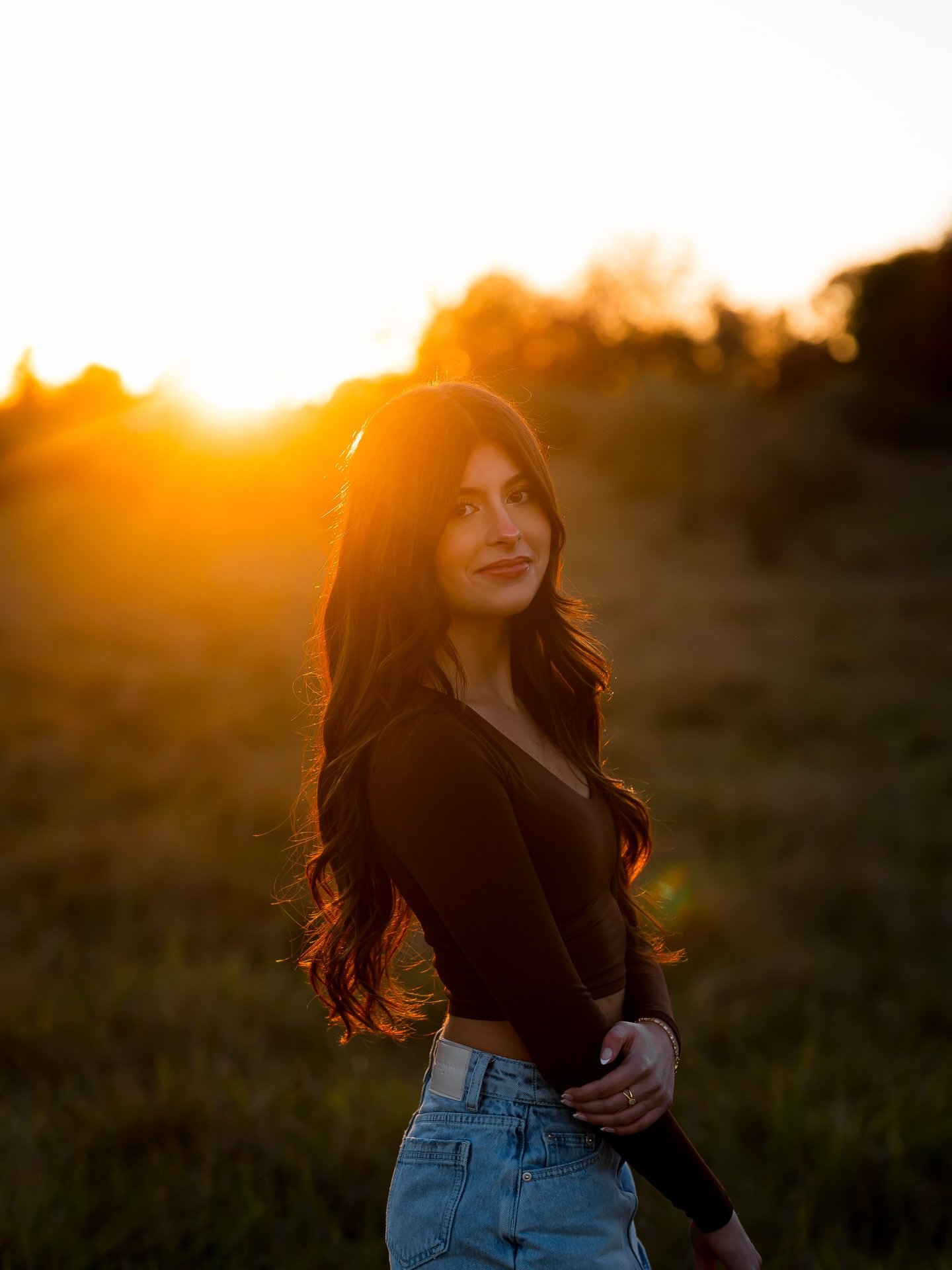 @k3nda1_b and I had the most perfect evening for her senior session! 🫶🏼✨📸😍