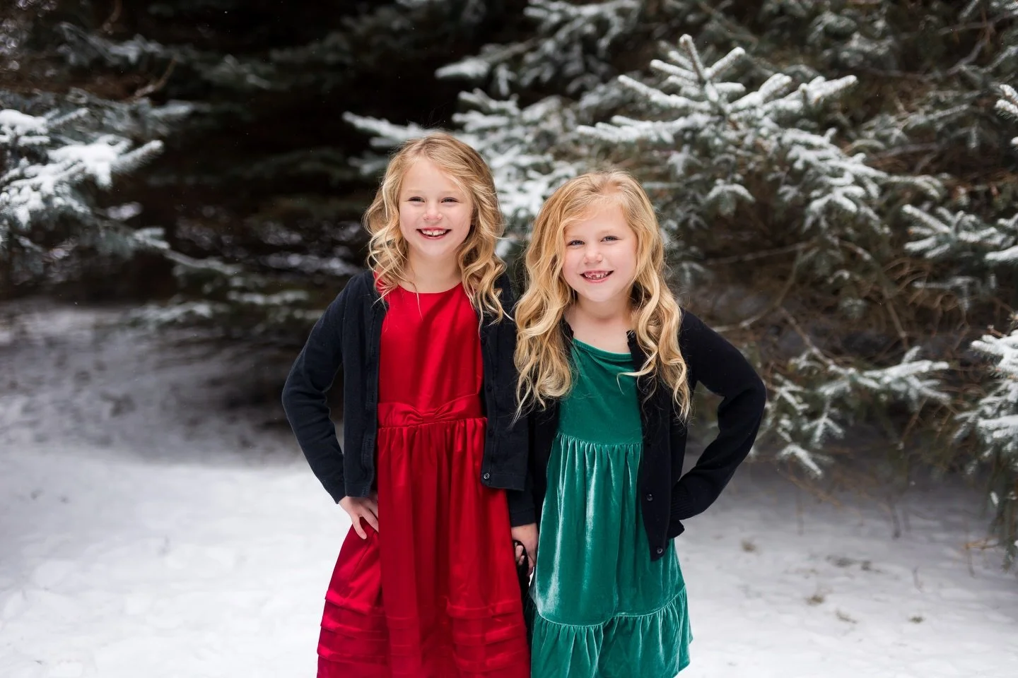 The holidays are so special! These two were so cute &amp; fun in their holiday dresses! 🫶🏼