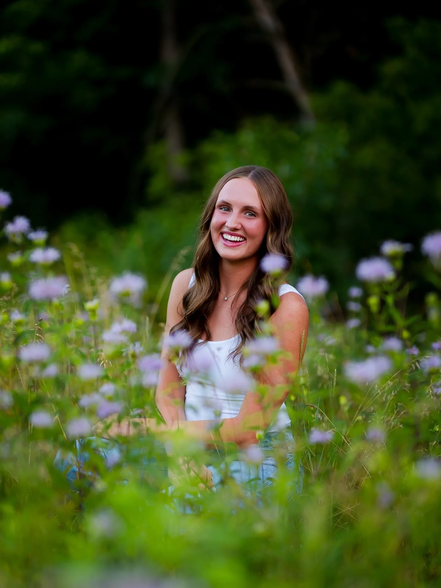 hiiieeee from smiley and joy filled @khutchins7 her gorgeous senior summer session had allllll the amazing vibes! I truly adore her. I&rsquo;m so thankful to photograph such amazing people!!!!! ✨🌿🫶🏼🪻

#seniorphotos #seniorpic #photographer #senio