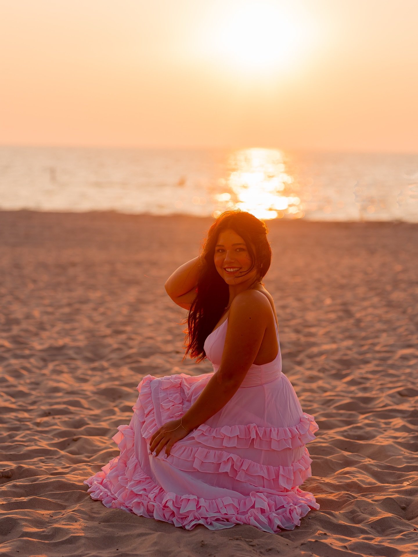 getting so excited for summer days at the beach!!!! everyone needs pics by the beach in a gorgeous dress just like these stunning ones of @jaclyn_mcdonald_ 🌸🌊🫶🏼📸✨