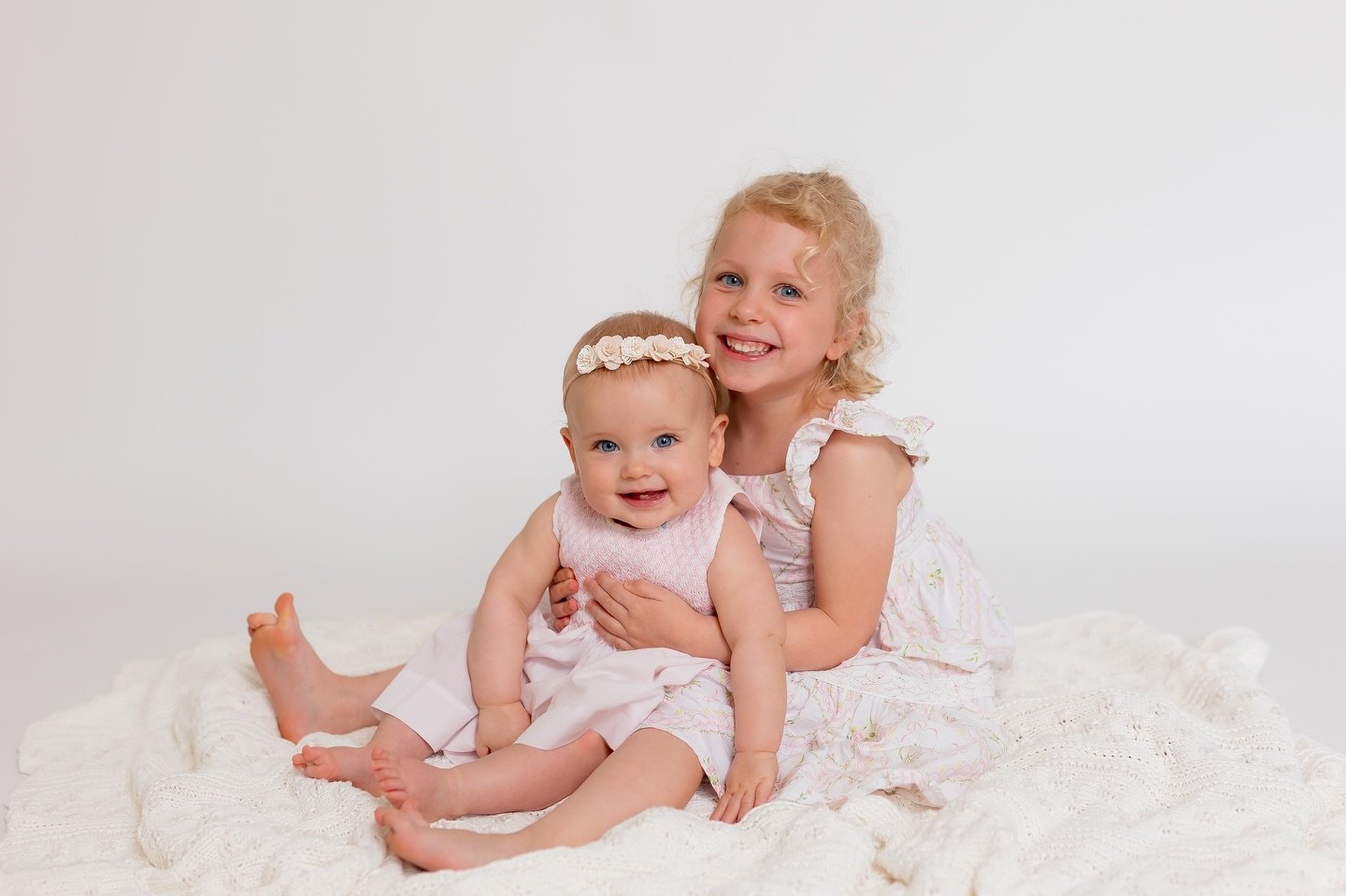 Omg these sisters! Lena and Skylar truly have my heart with their fun, silly, happy personalities! It's always such a joy to photograph them! We had so much fun in the studio together! These girls are stars! 🫶🏼✨📸🌸