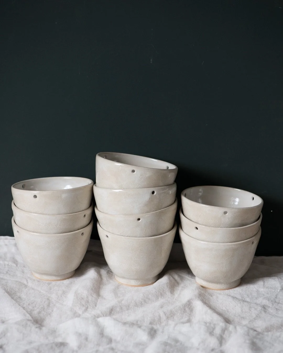 One of the projects I worked on this summer was a new set of bowls for the lovely Amy @hamsey_belle. I made her a set back in 2024, just before I had my son. It feels fitting that I made these just before he took a little step out into the world and 