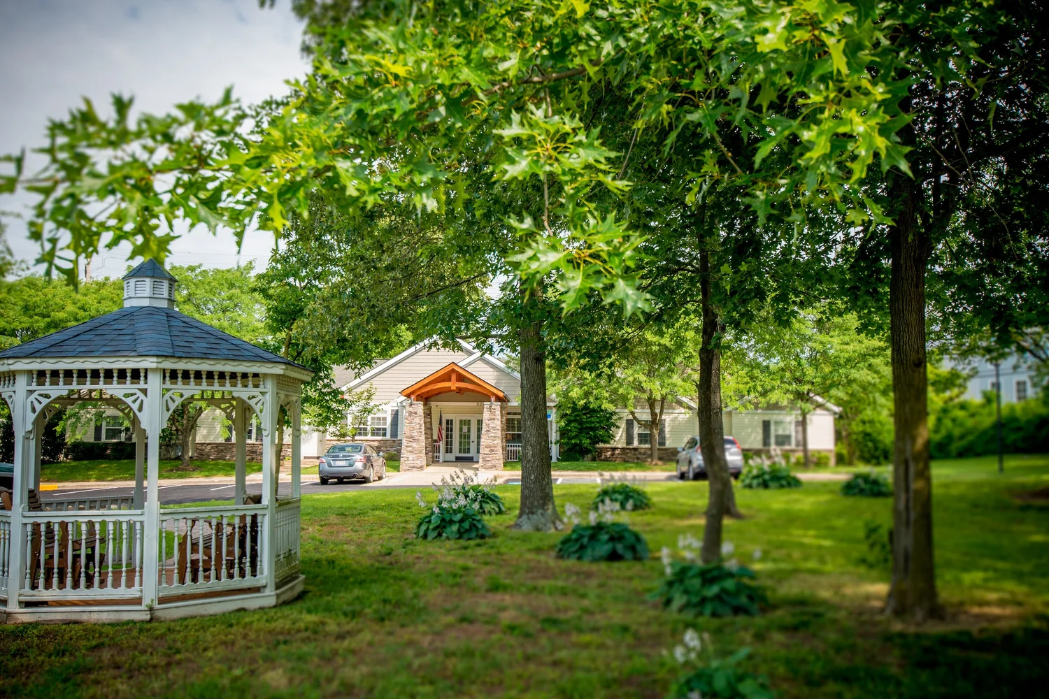 Assisted Living & Memory Care in Linthicum, Maryland —