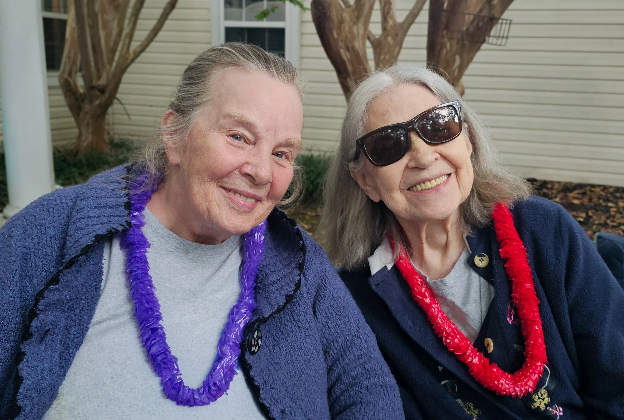 Finding Your Place at Your Loved One’s Memory Care Community: Volunteering &amp; Nonprofit Partnerships