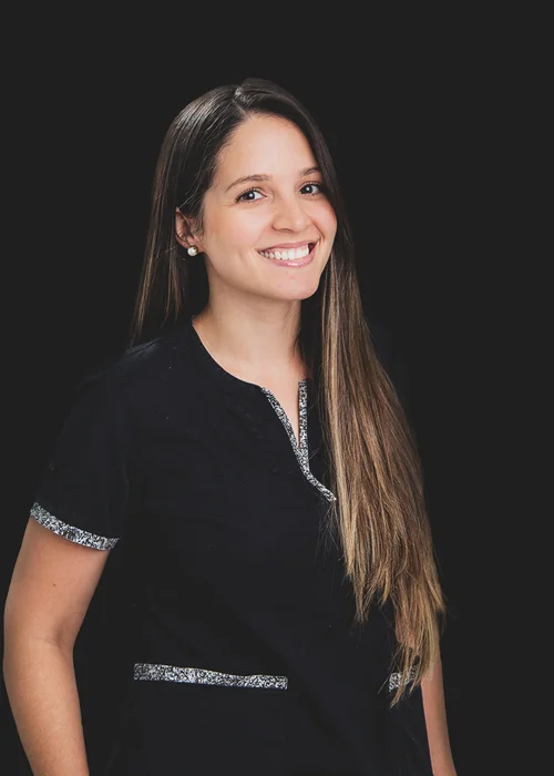 Od. Lizamar Alvarez, área de odontología restauradora y rehabilitación oral, en Pineda Dental Studio, Recoleta, CABA.