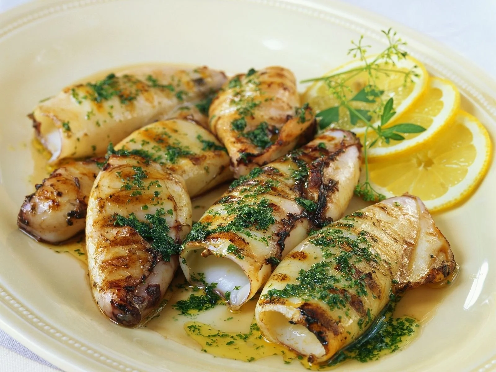 grilled-squid-tubes-483751.jpeg